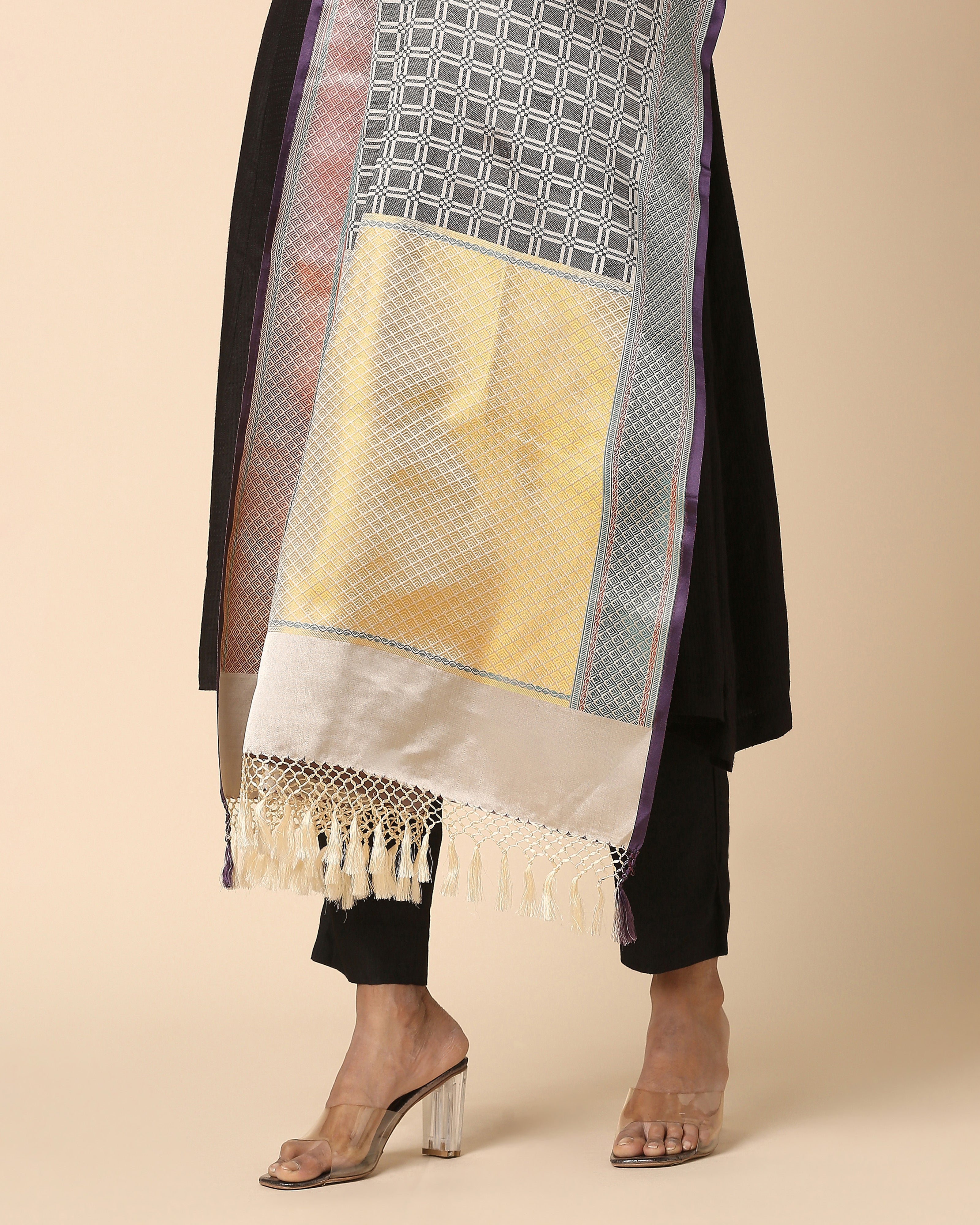Afra Banarasi Tanchoi Silk Dupatta