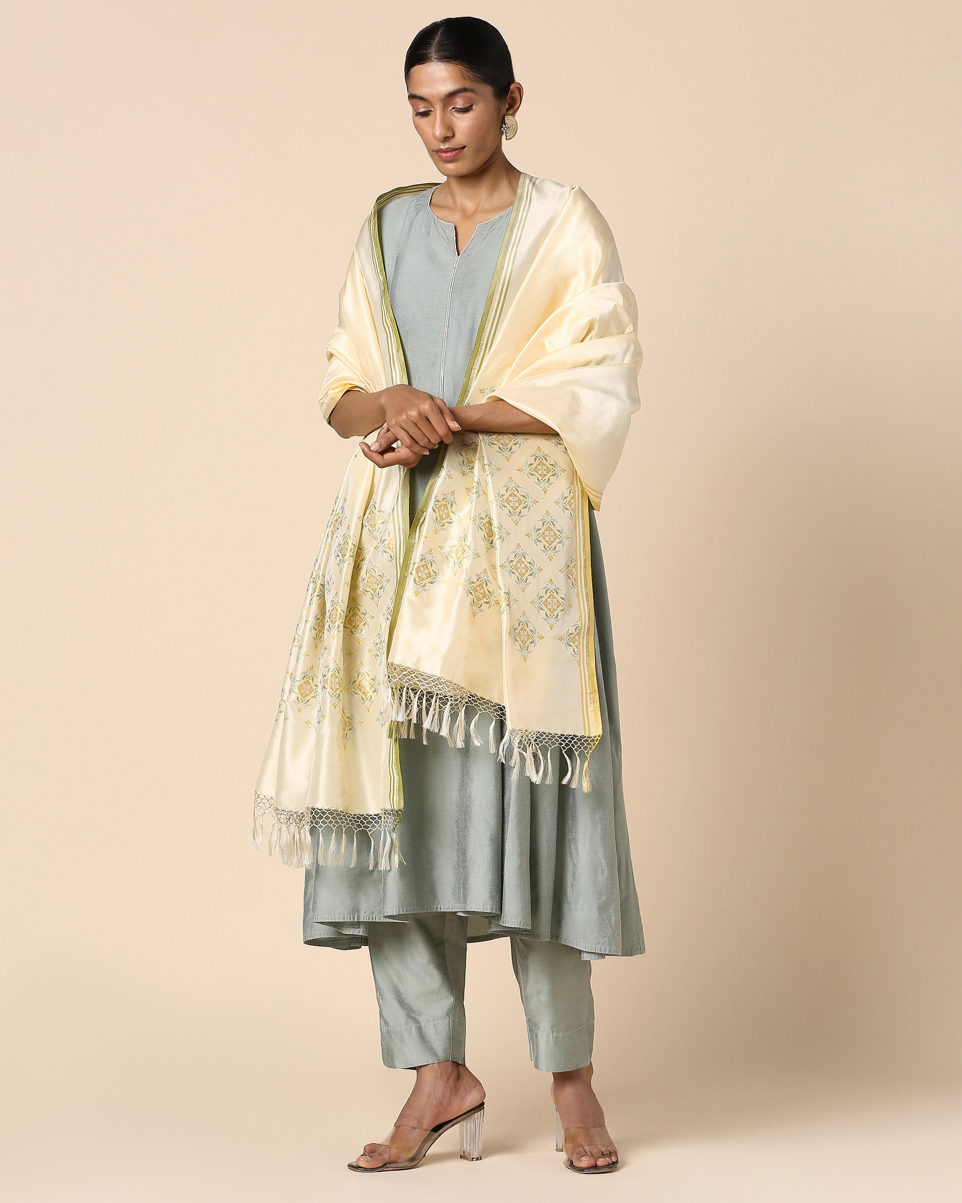 Badhia Banarasi Cutwork Silk Dupatta