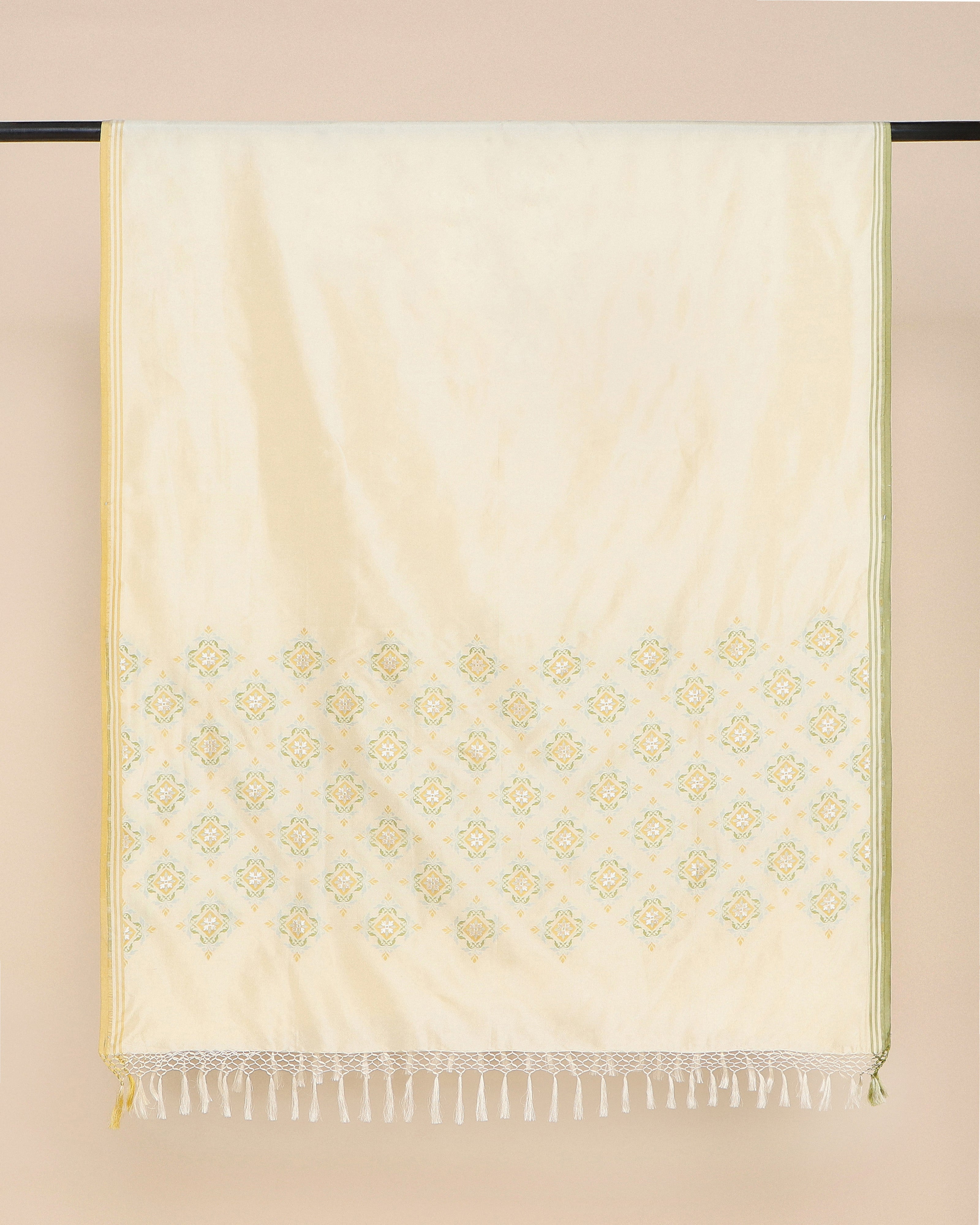 Badhia Banarasi Cutwork Silk Dupatta