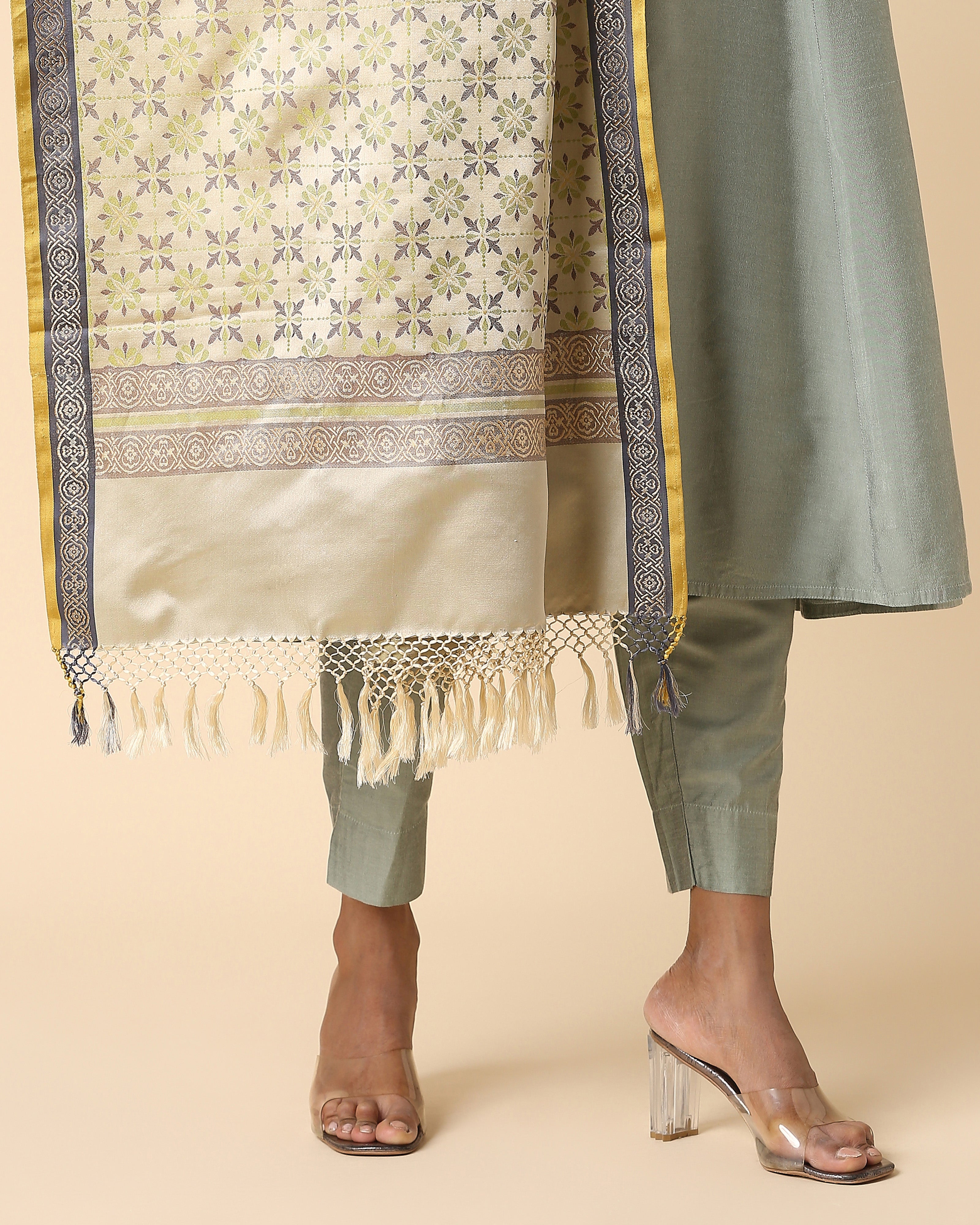 Fahar Banarasi Tanchoi And Kadwa Silk Dupatta