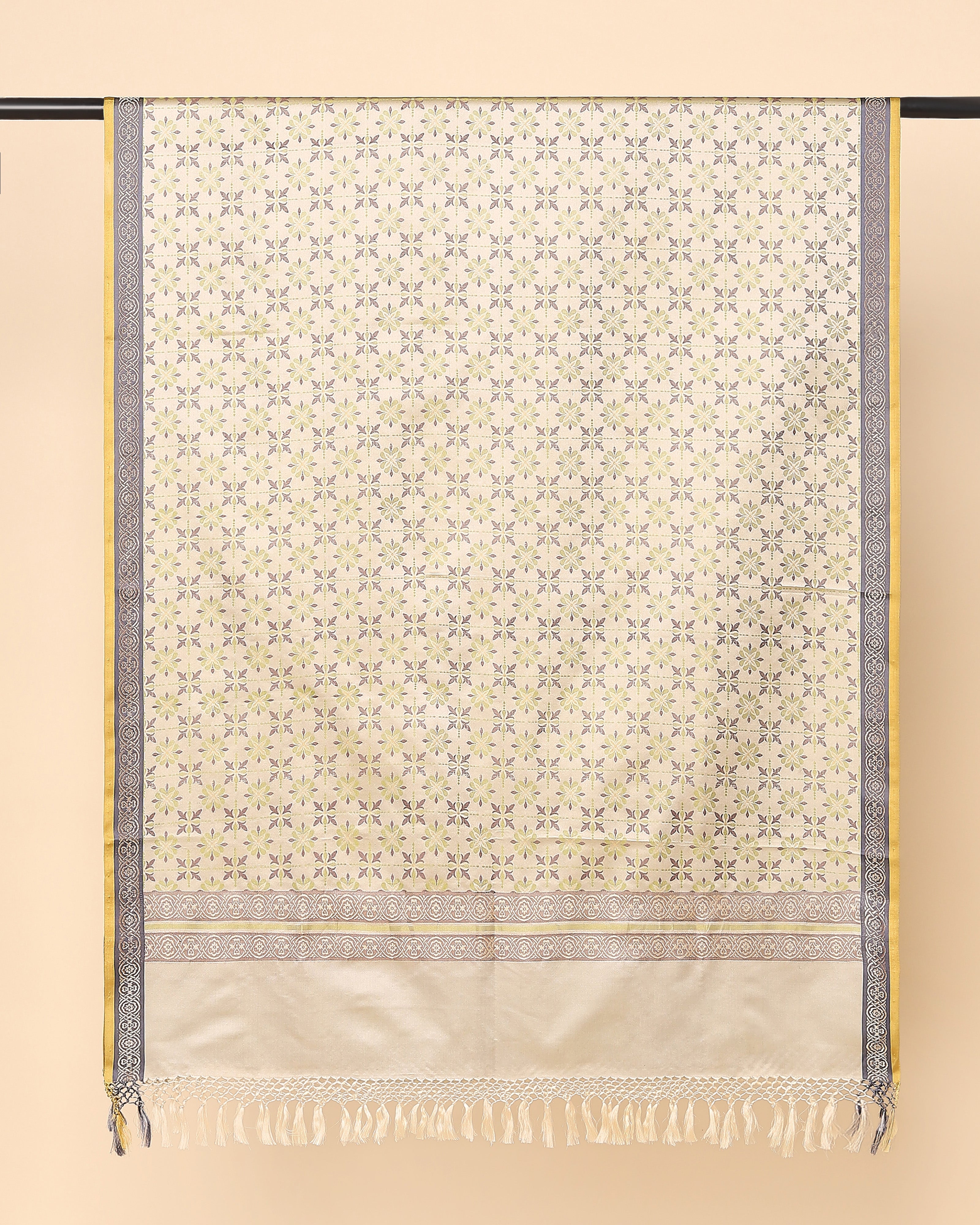 Fahar Banarasi Tanchoi And Kadwa Silk Dupatta