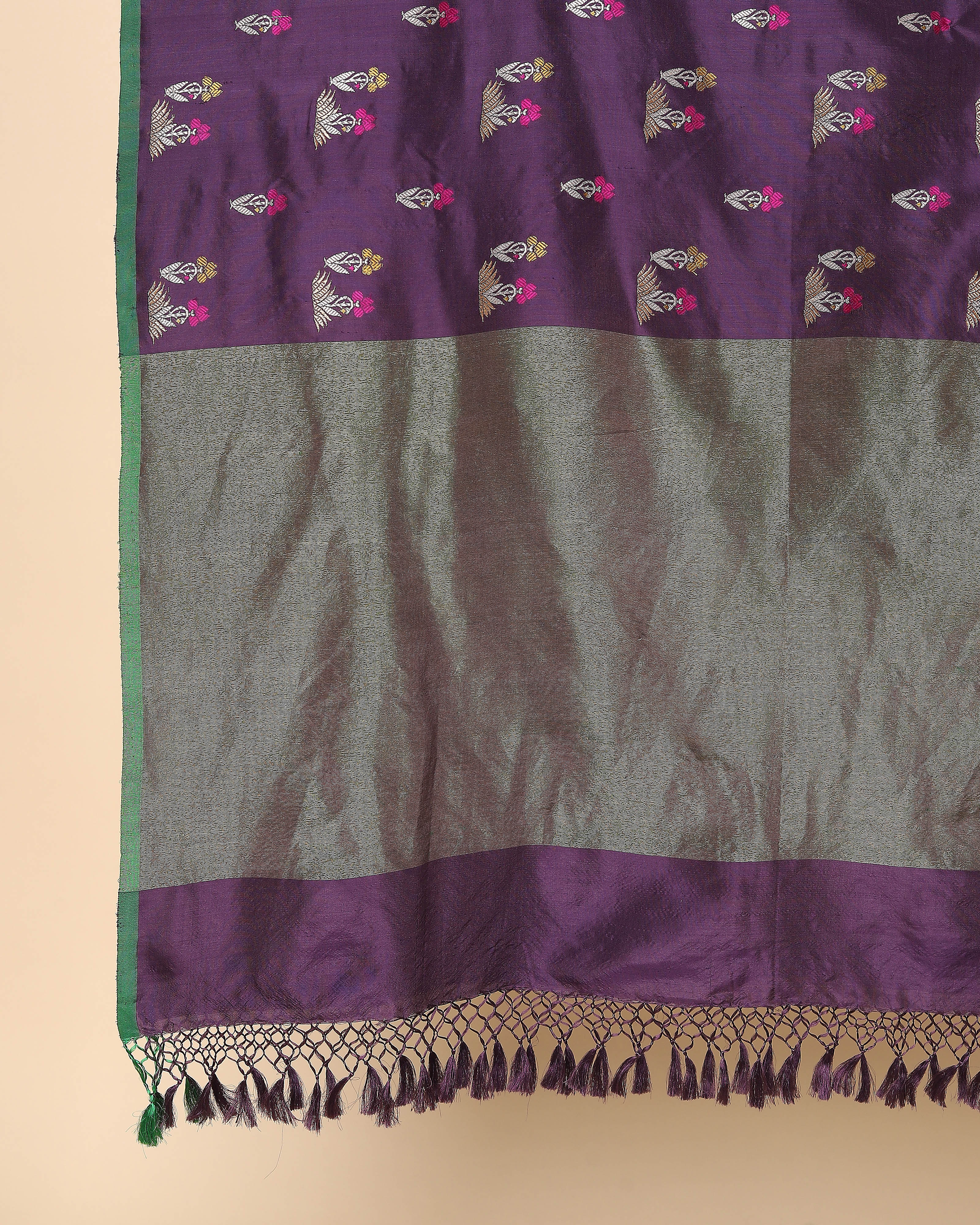 Karimah Banarasi Kadwa Silk Dupatta