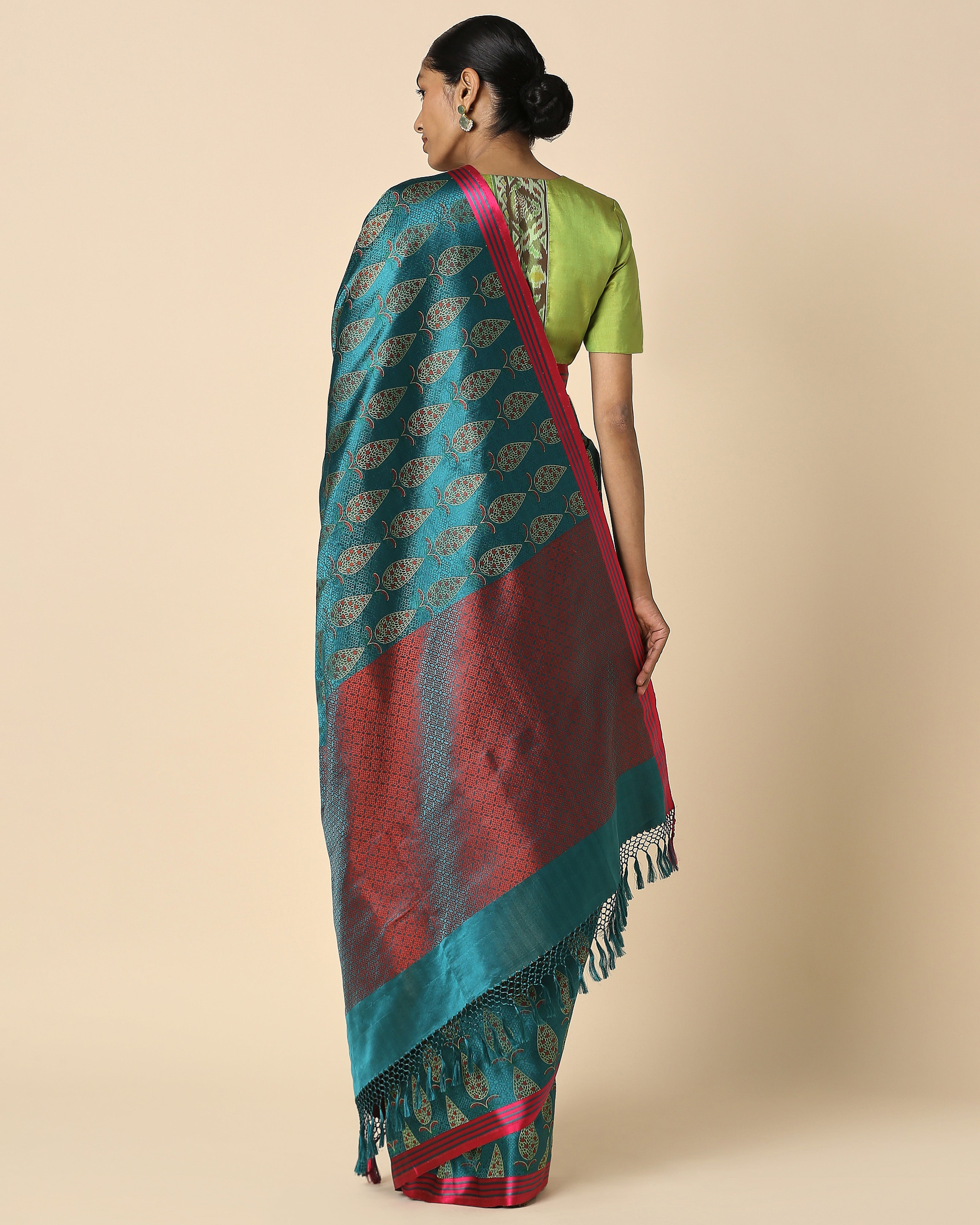Abirah Banarasi Tanchoi Silk Saree