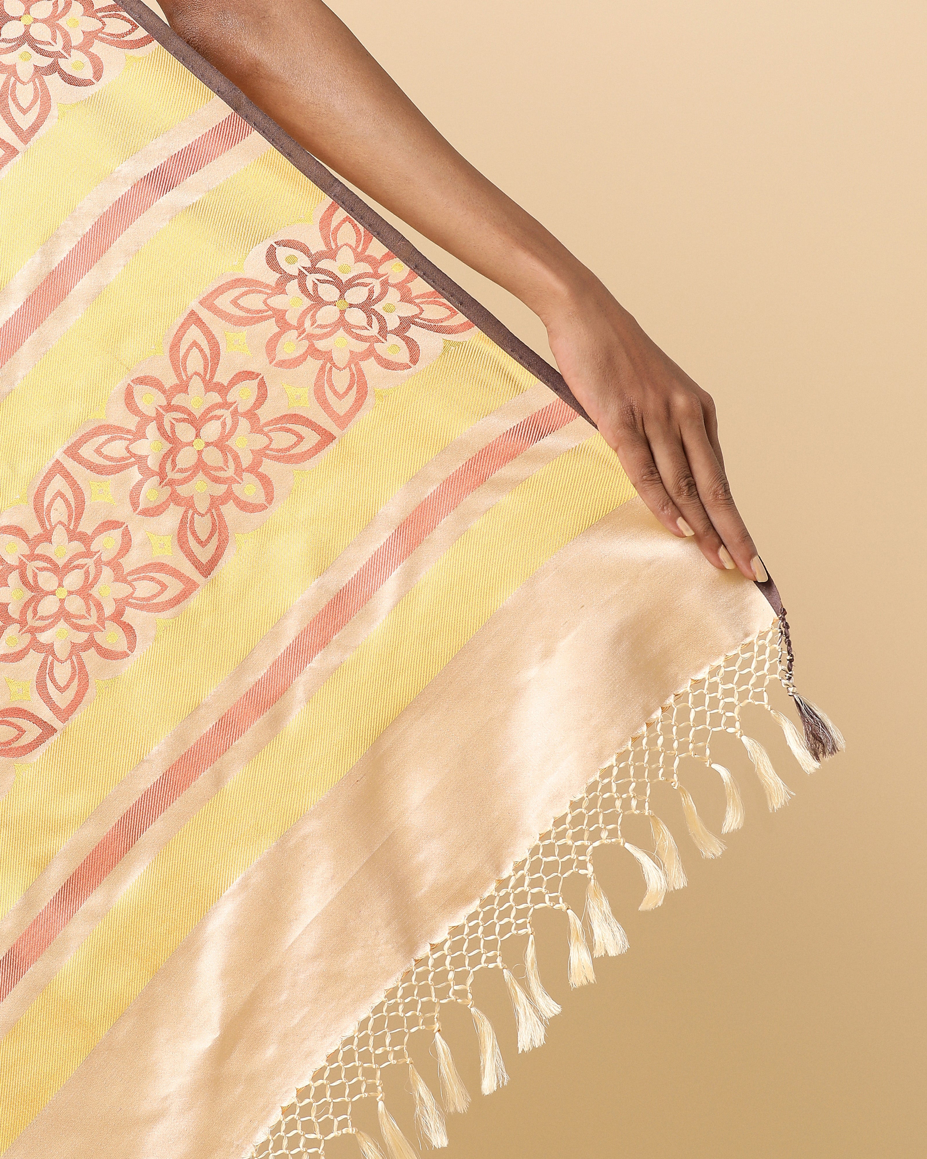 Ruhi Banarasi Tanchoi Silk Saree