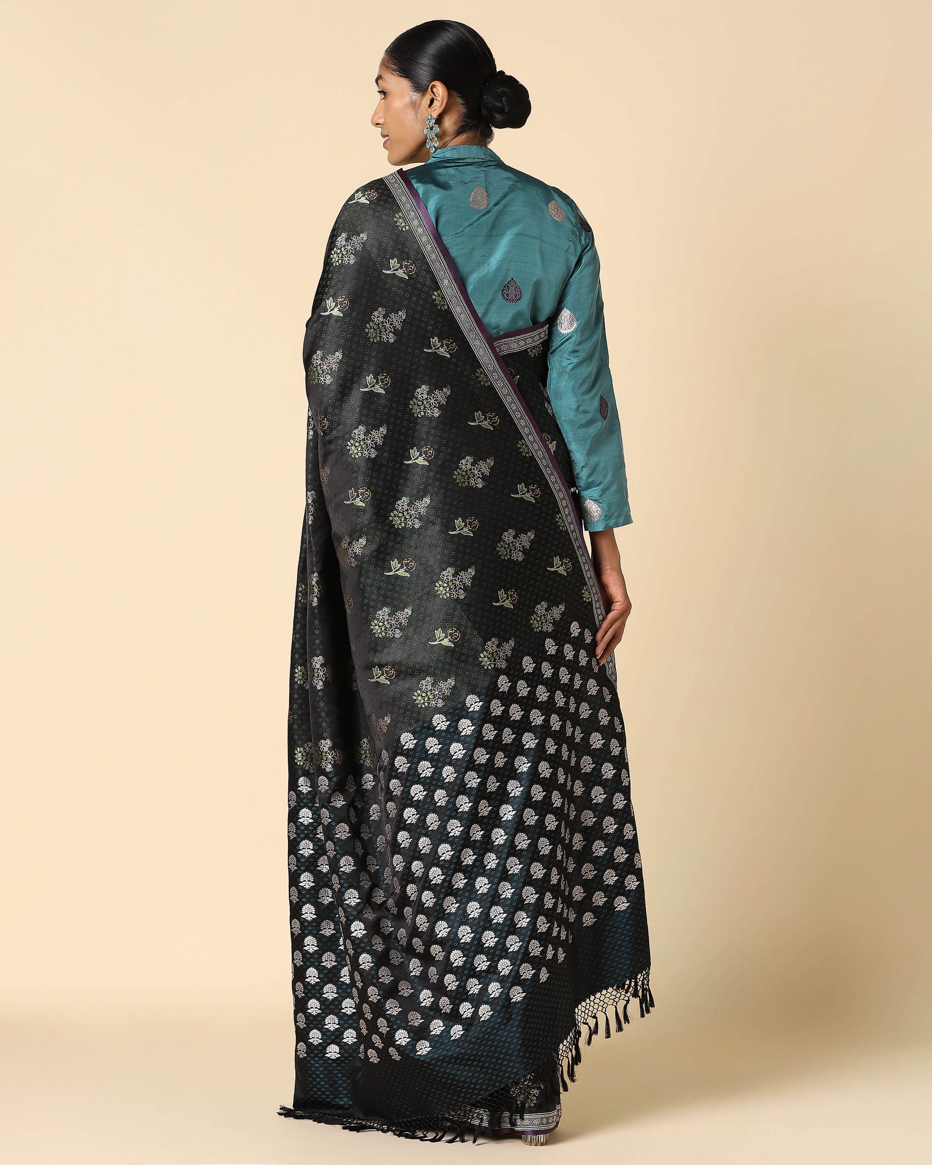 Shamiksha Banarasi Tanchoi And Kadwa Silk Saree