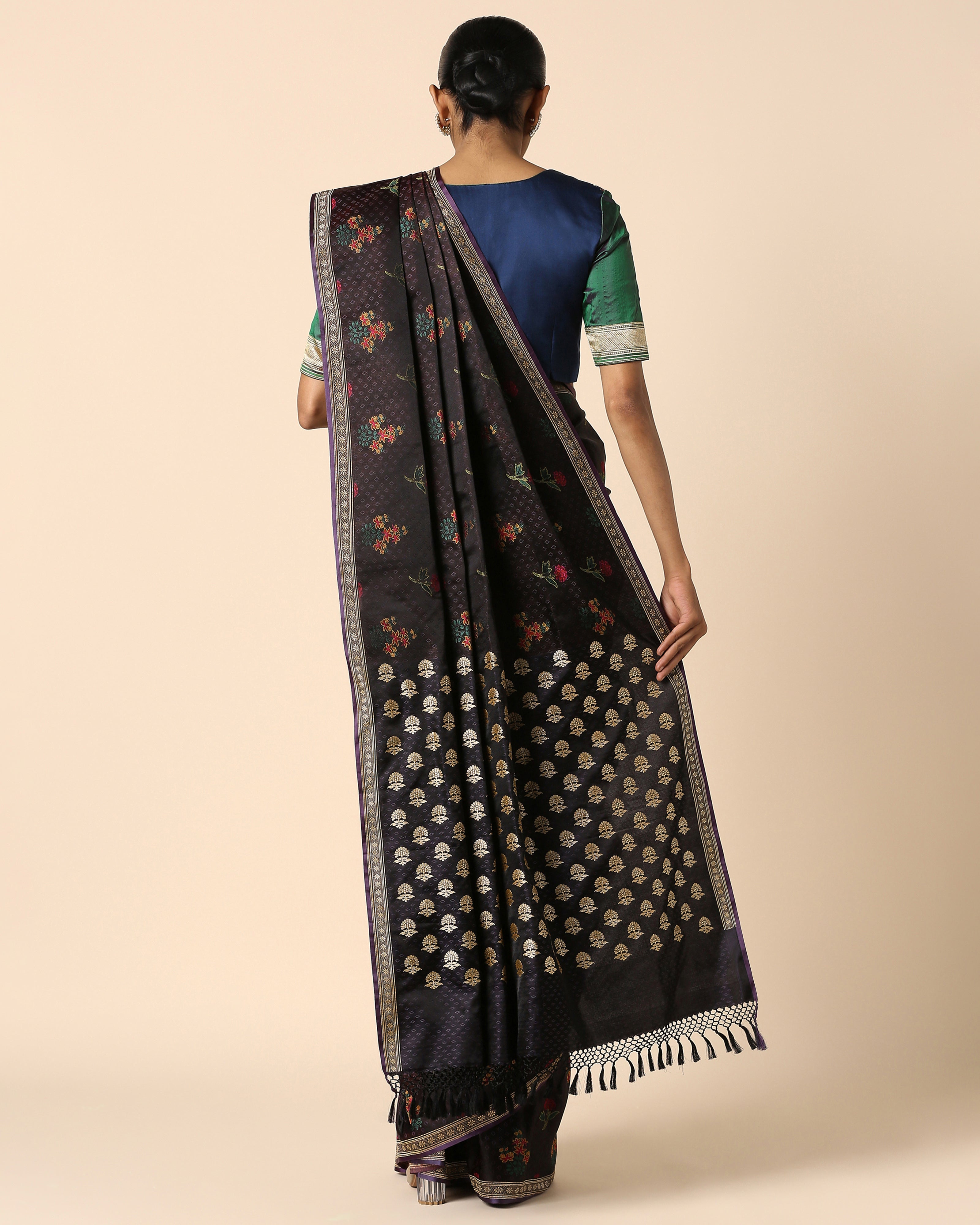 Shamiksha Banarasi Tanchoi And Kadwa Silk Saree