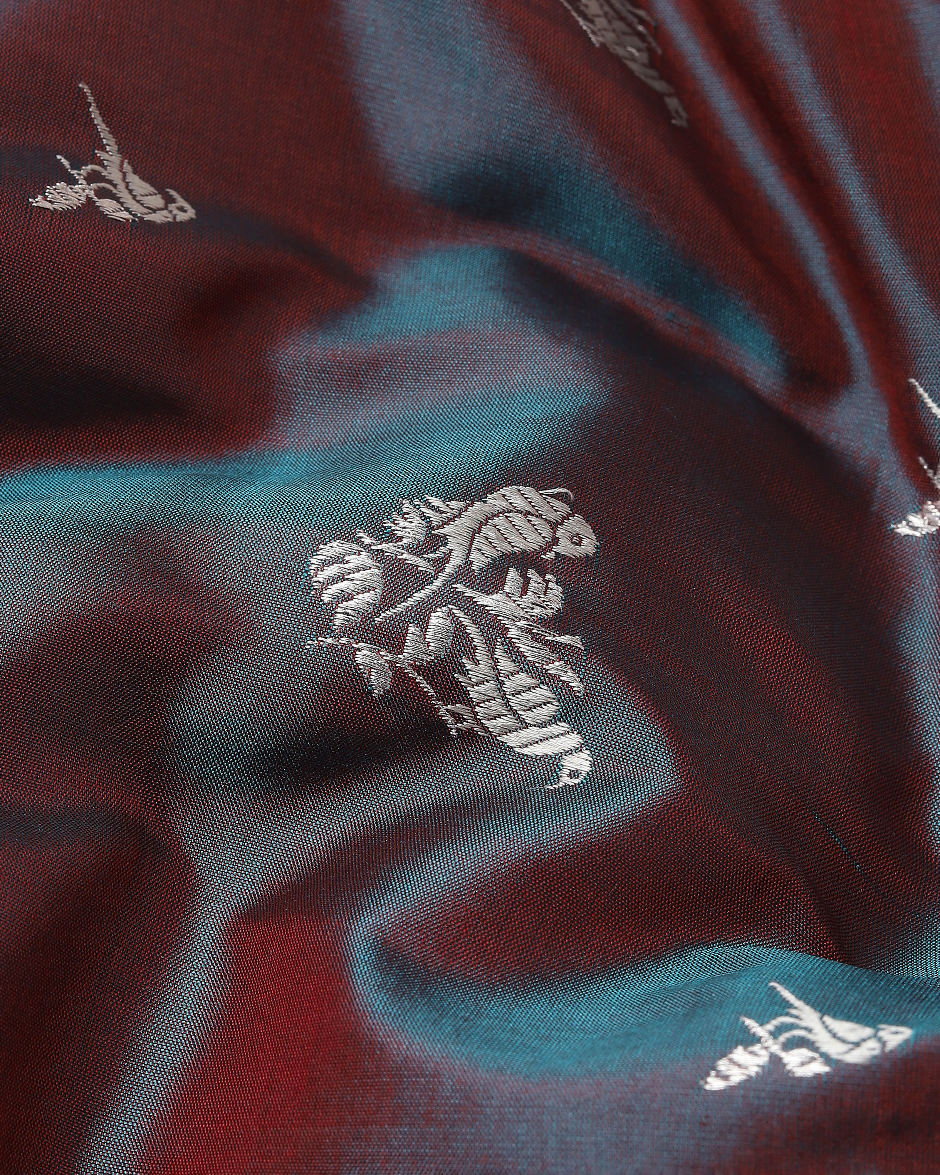 Nidhya Banarasi Kadwa Silk Saree