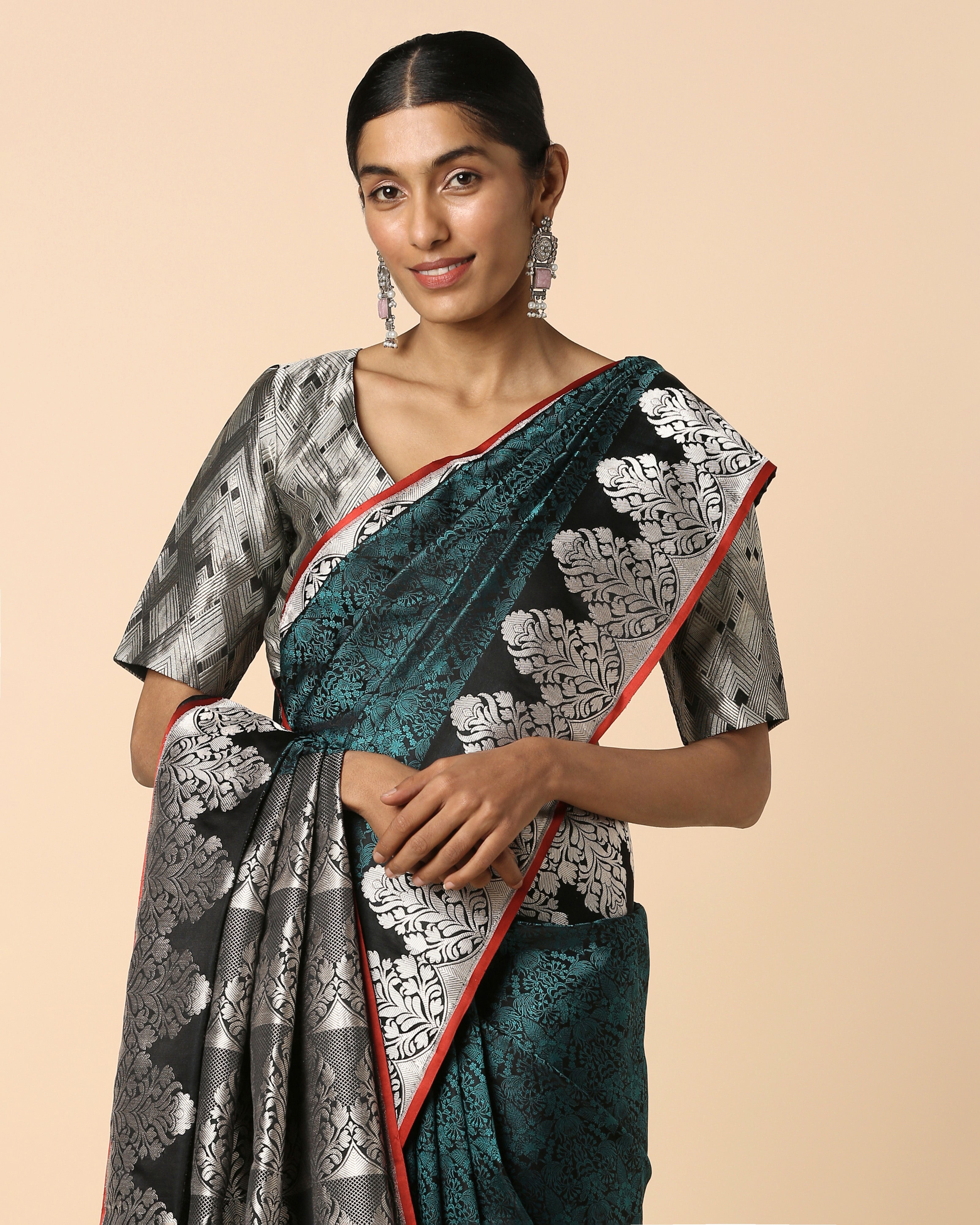 Tvarita Banarasi Tanchoi And Kadwa Silk Saree
