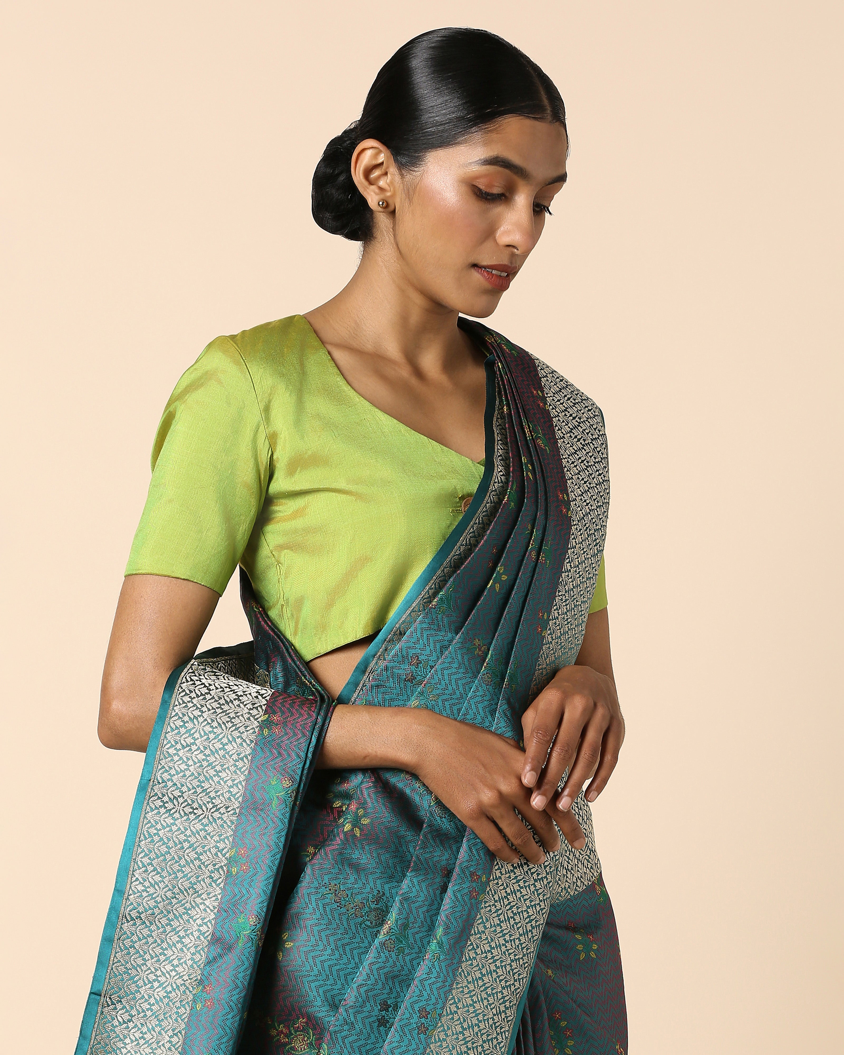 Santati Banarasi Tanchoi And Kadwa Silk Saree