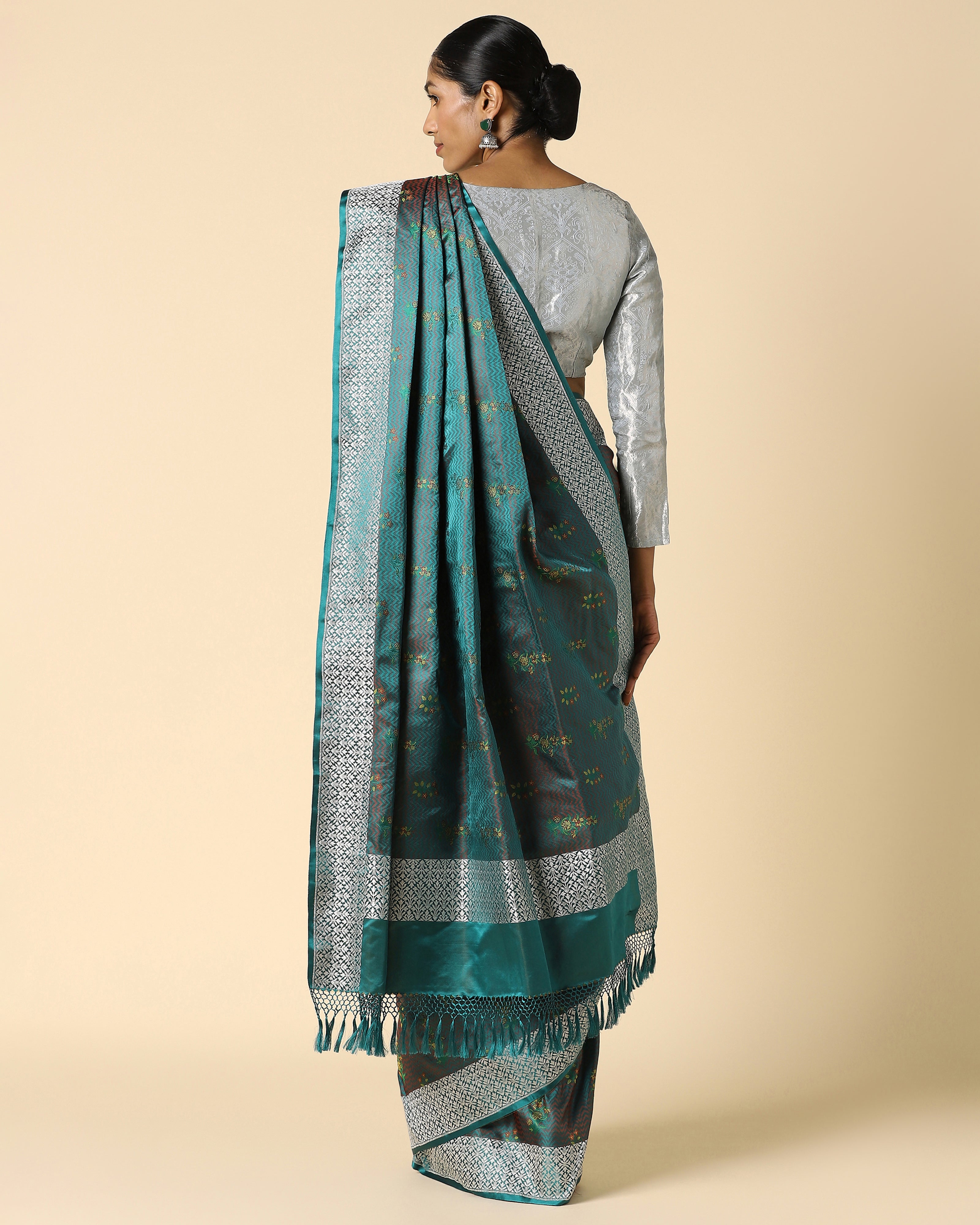 Santati Banarasi Tanchoi And Kadwa Silk Saree