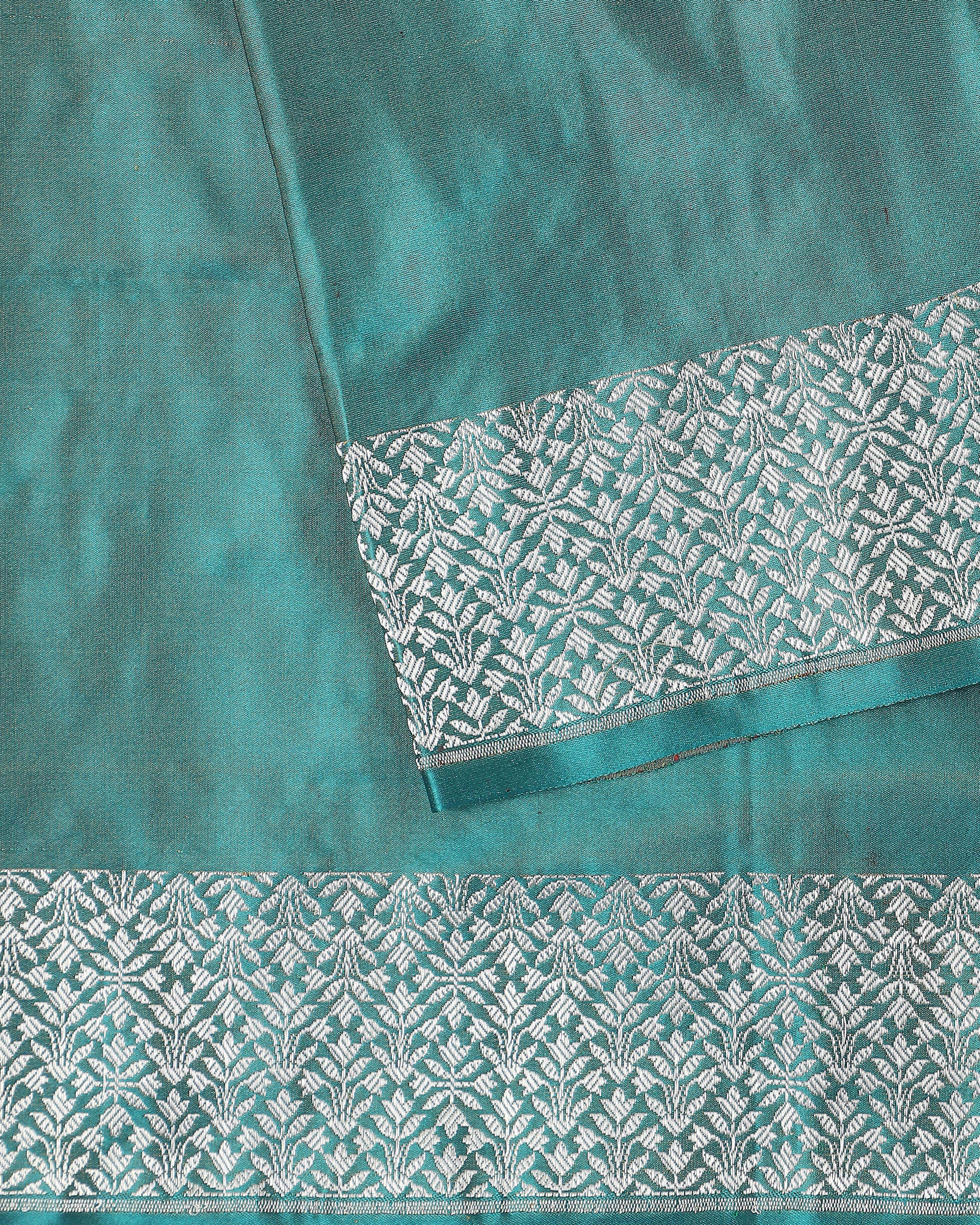 Santati Banarasi Tanchoi And Kadwa Silk Saree
