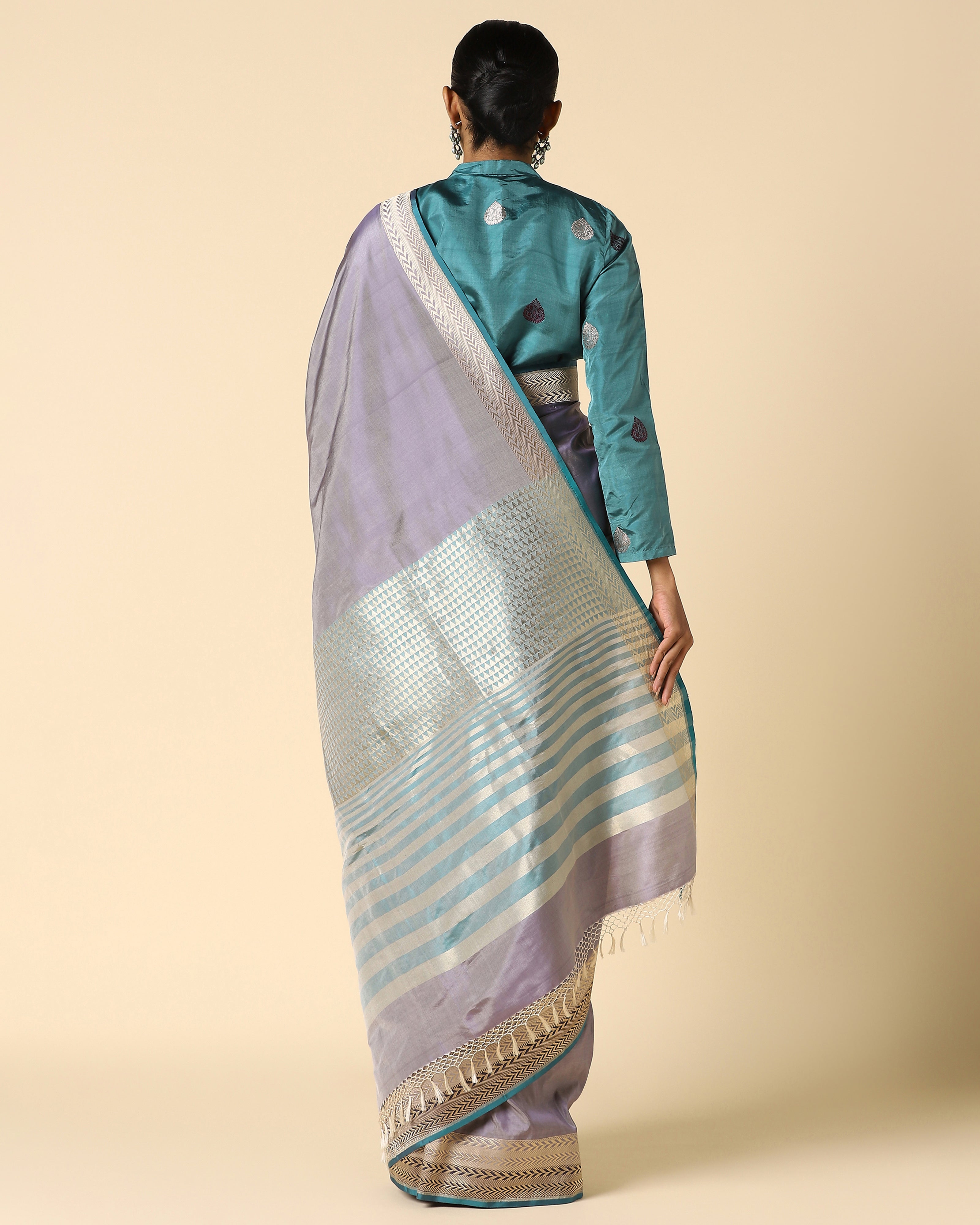 Ujjala Banarasi Kadwa Silk Saree