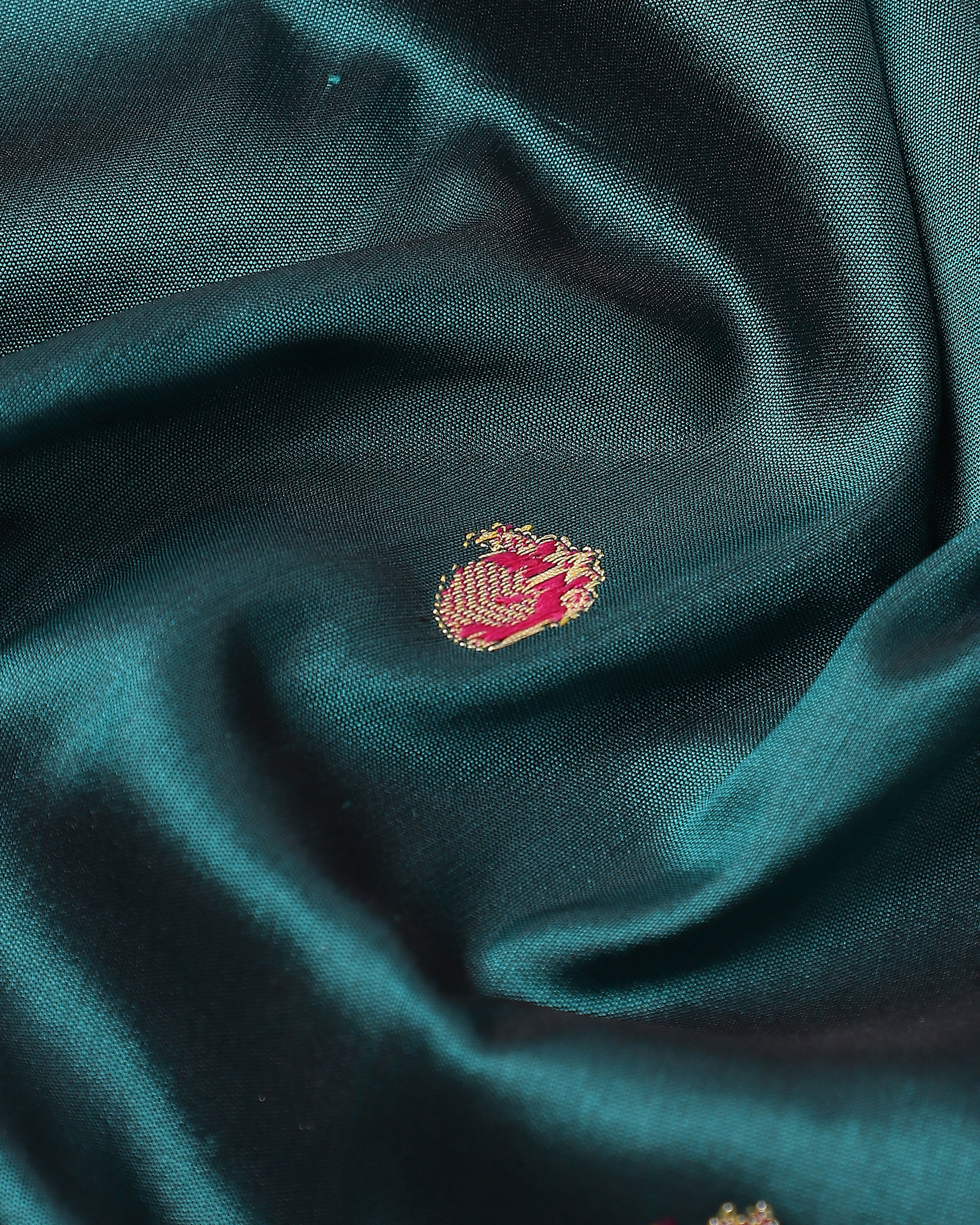 Maysa Banarasi Kadwa Silk Saree