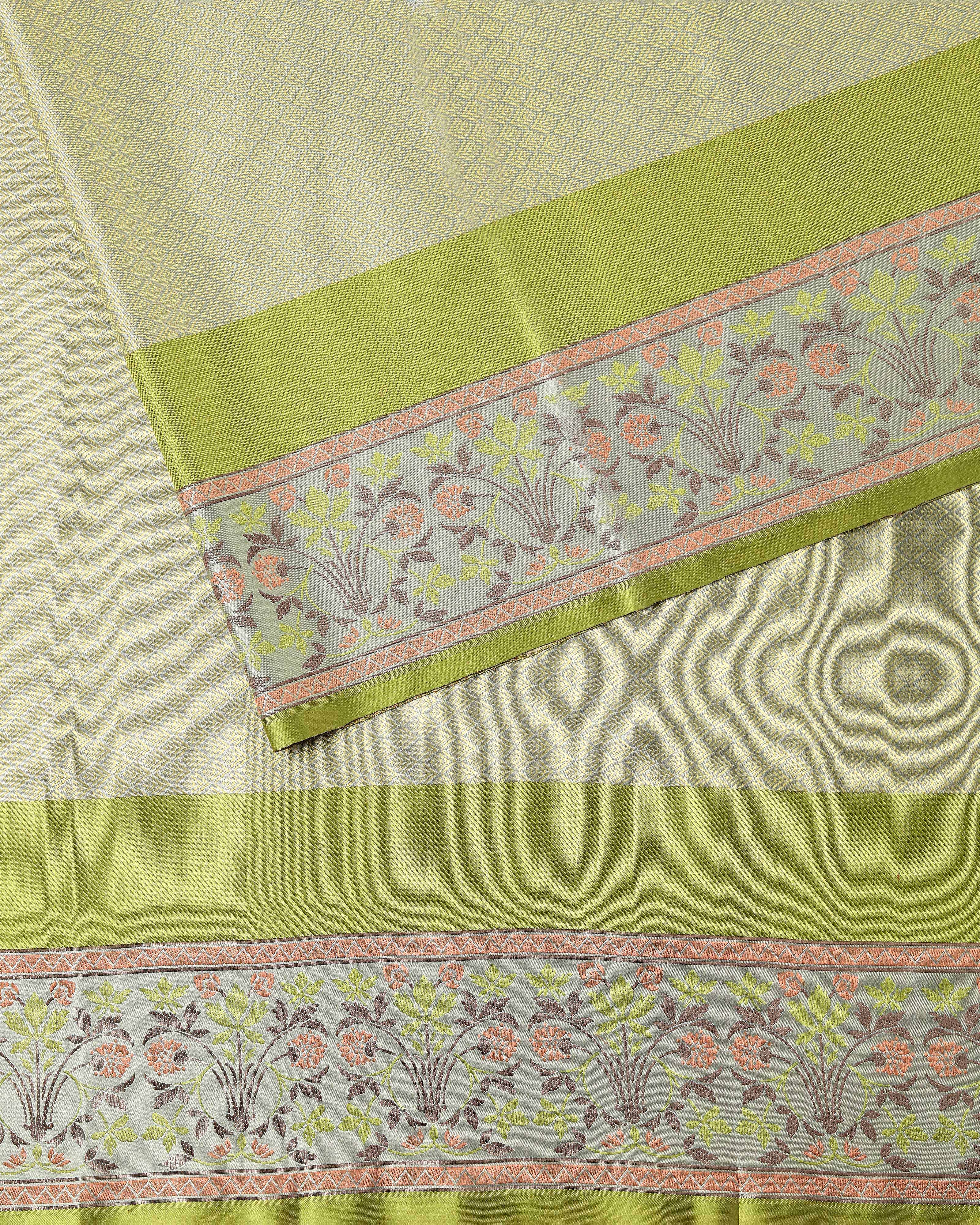 Thaimaa Banarasi Tanchoi Silk Saree
