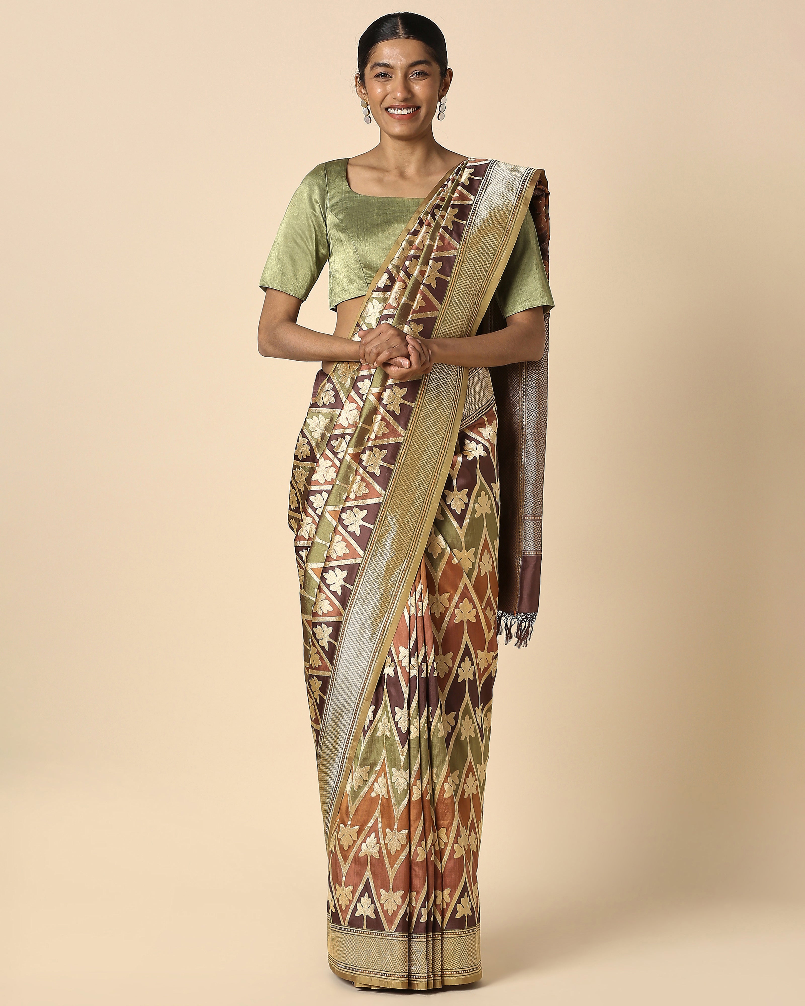 Yusur Banarasi Rangkaat Silk Saree