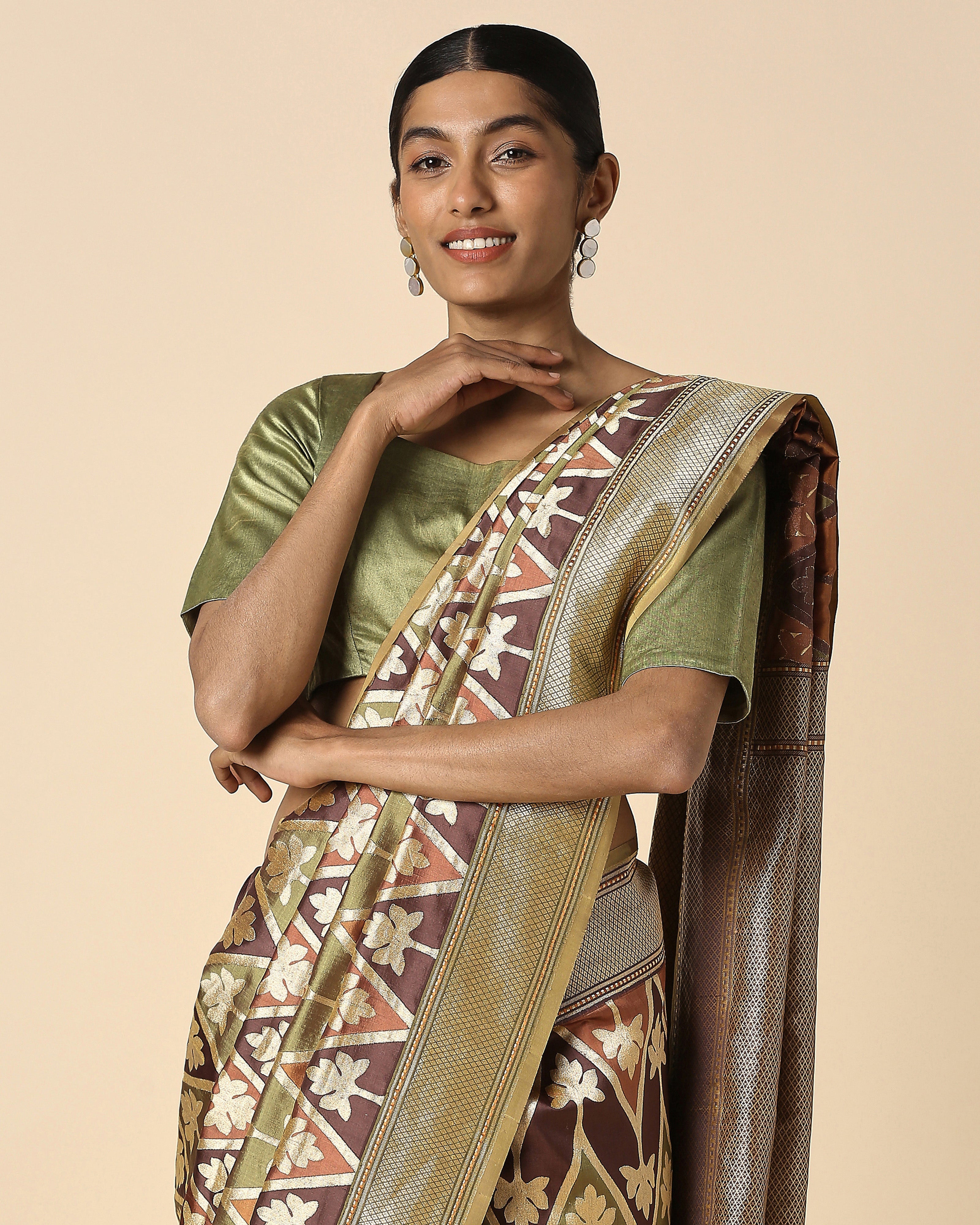 Yusur Banarasi Rangkaat Silk Saree