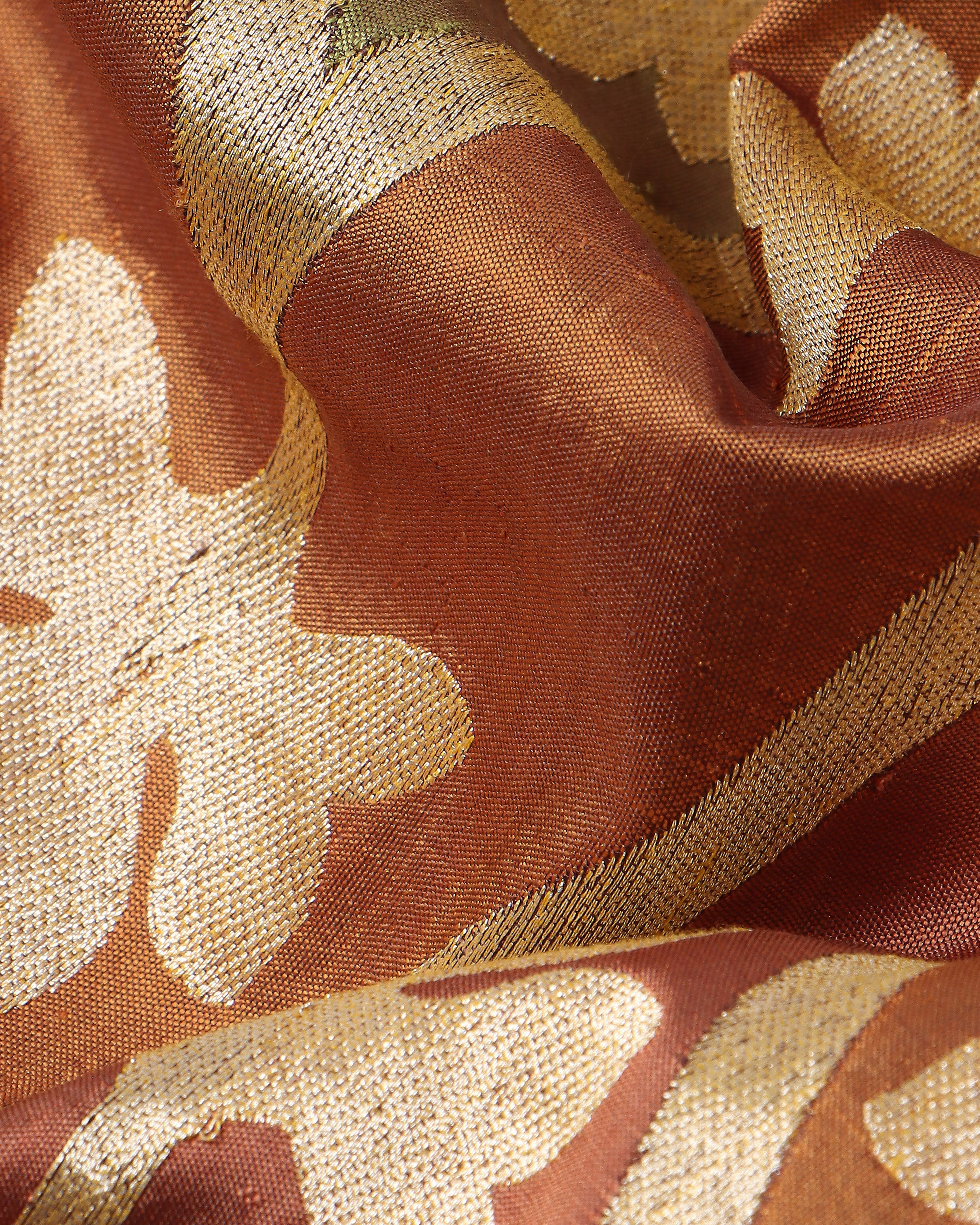 Yusur Banarasi Rangkaat Silk Saree