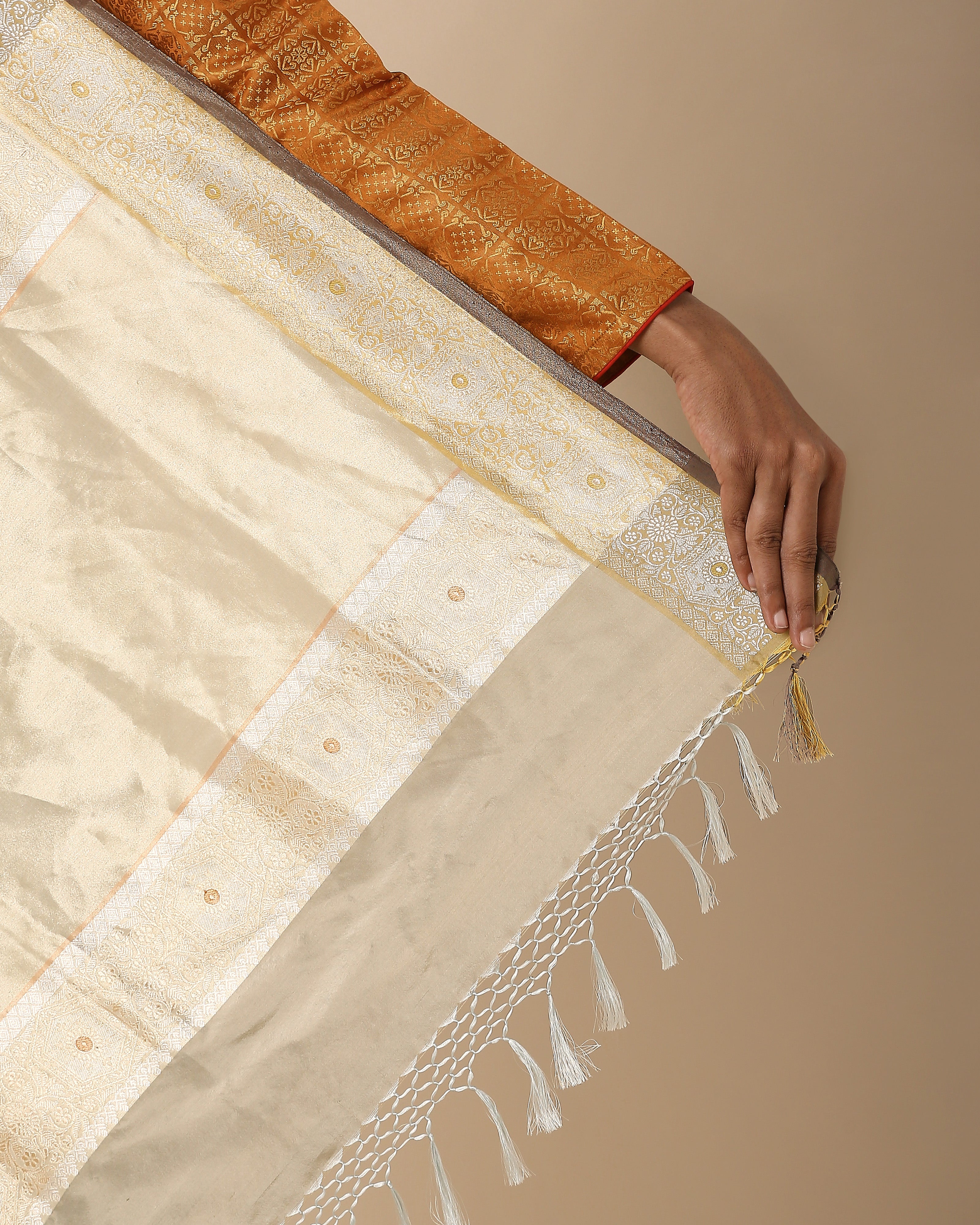 Aishaa Banarasi Kadwa Silk Saree