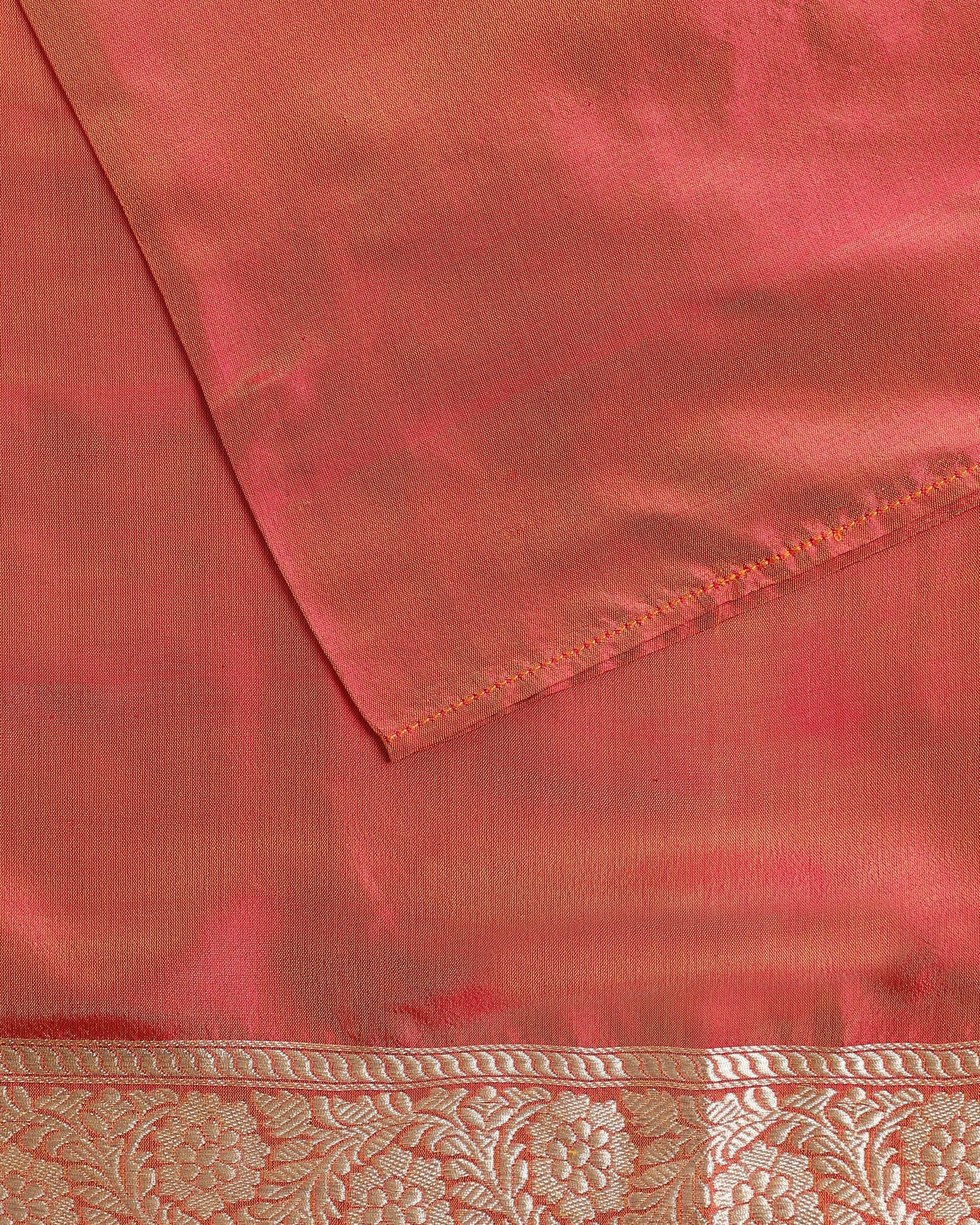 Tahoma Banarasi Kadwa Silk Saree