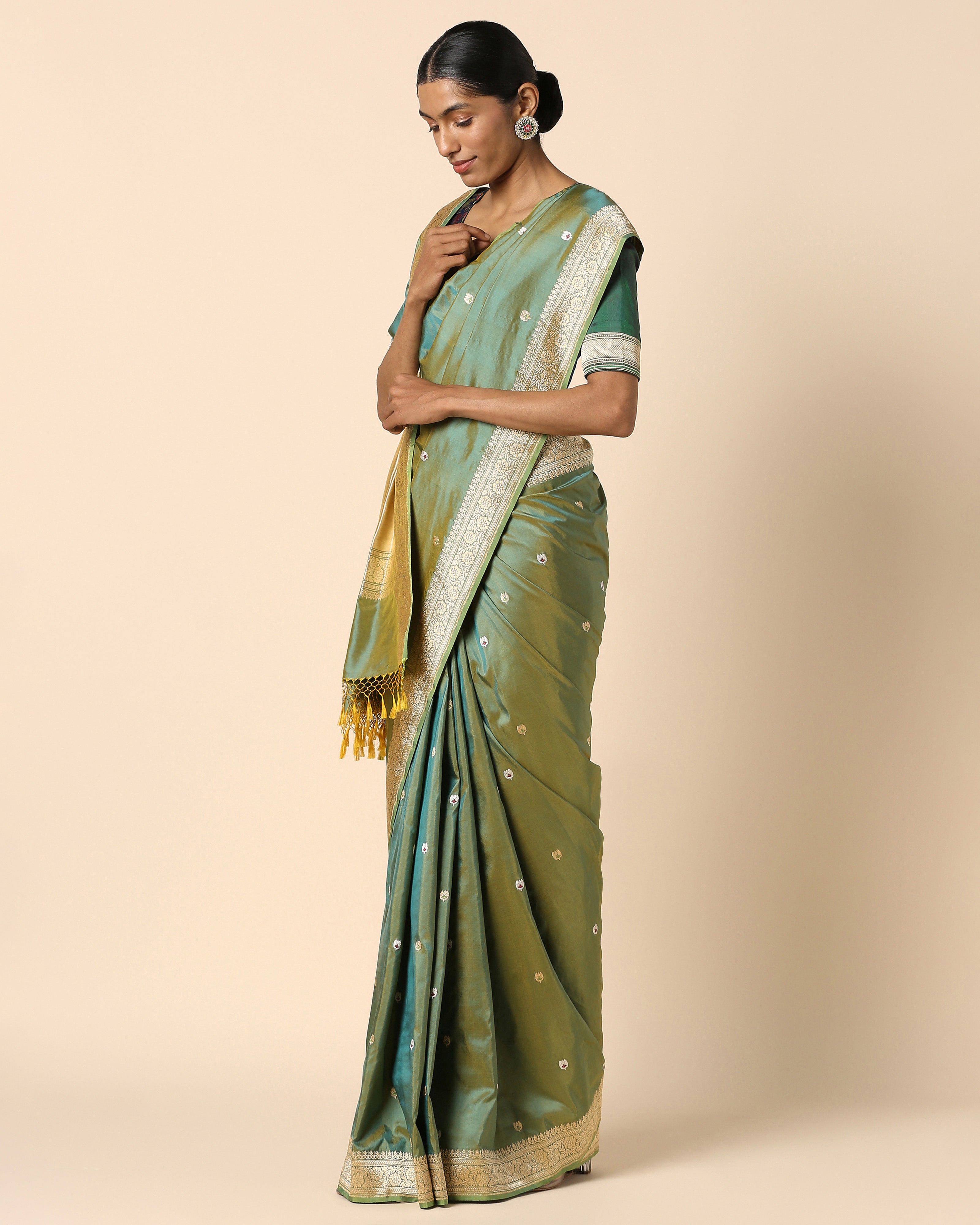 Tahoma Banarasi Kadwa Silk Saree