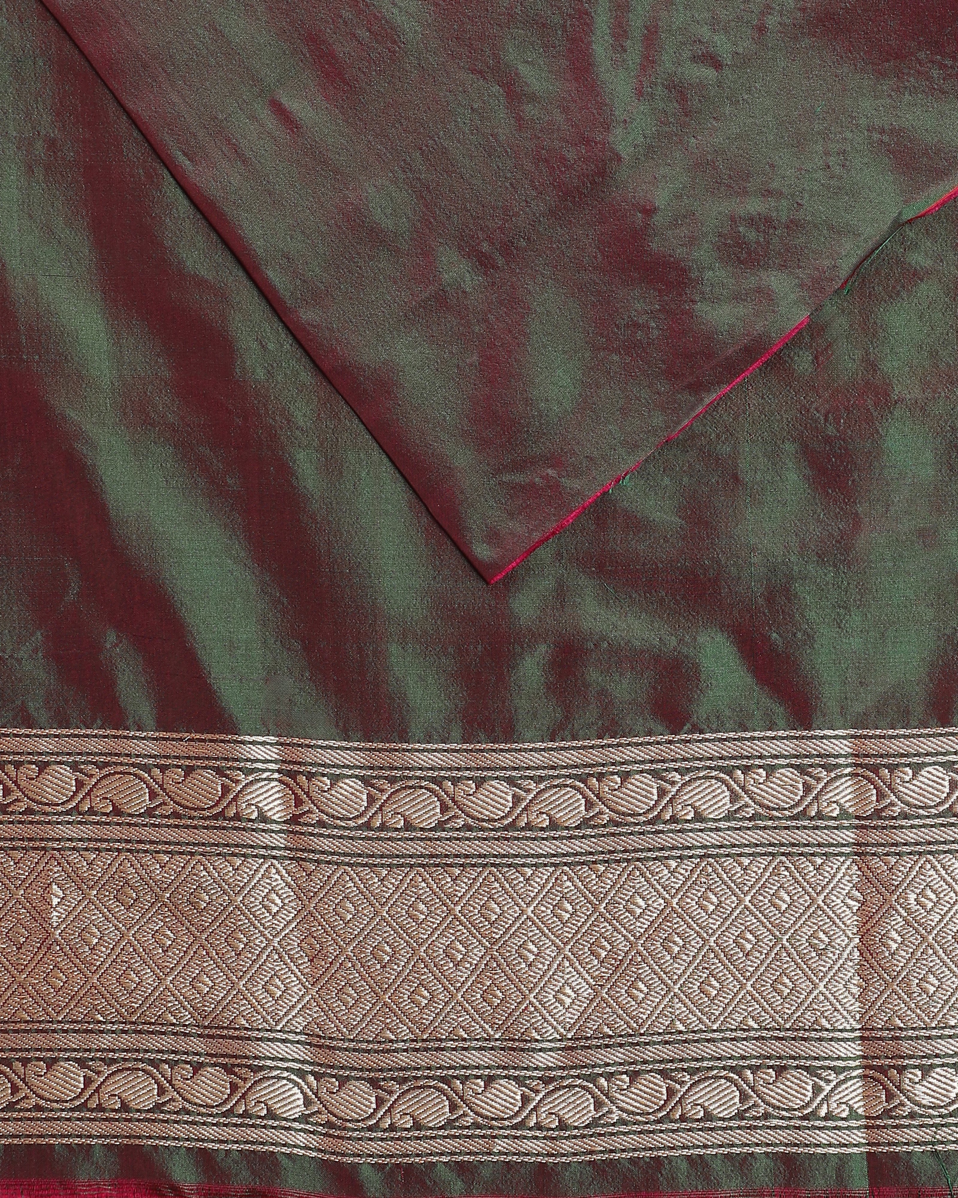 Parnem Banarasi Kadwa Silk Saree
