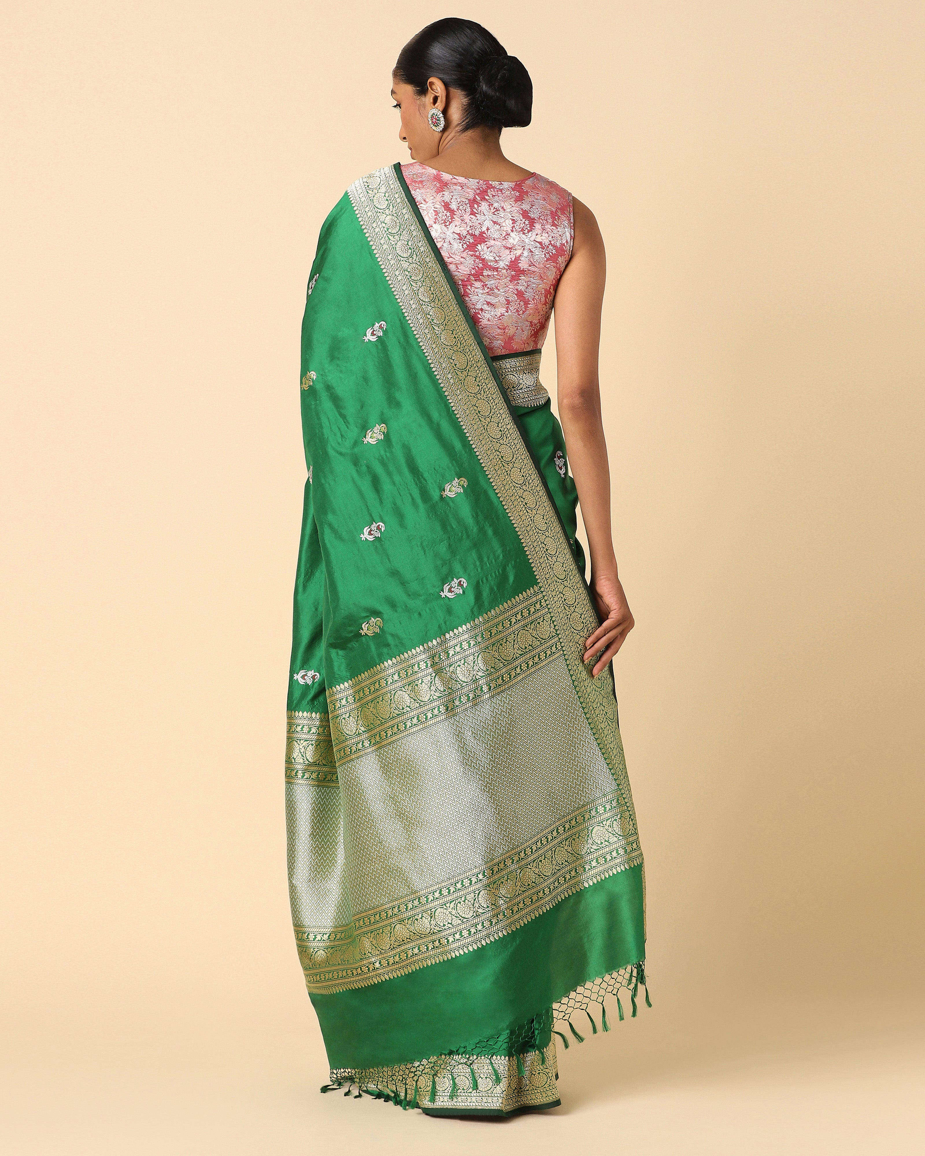 Malgun Banarasi Kadwa Silk Saree