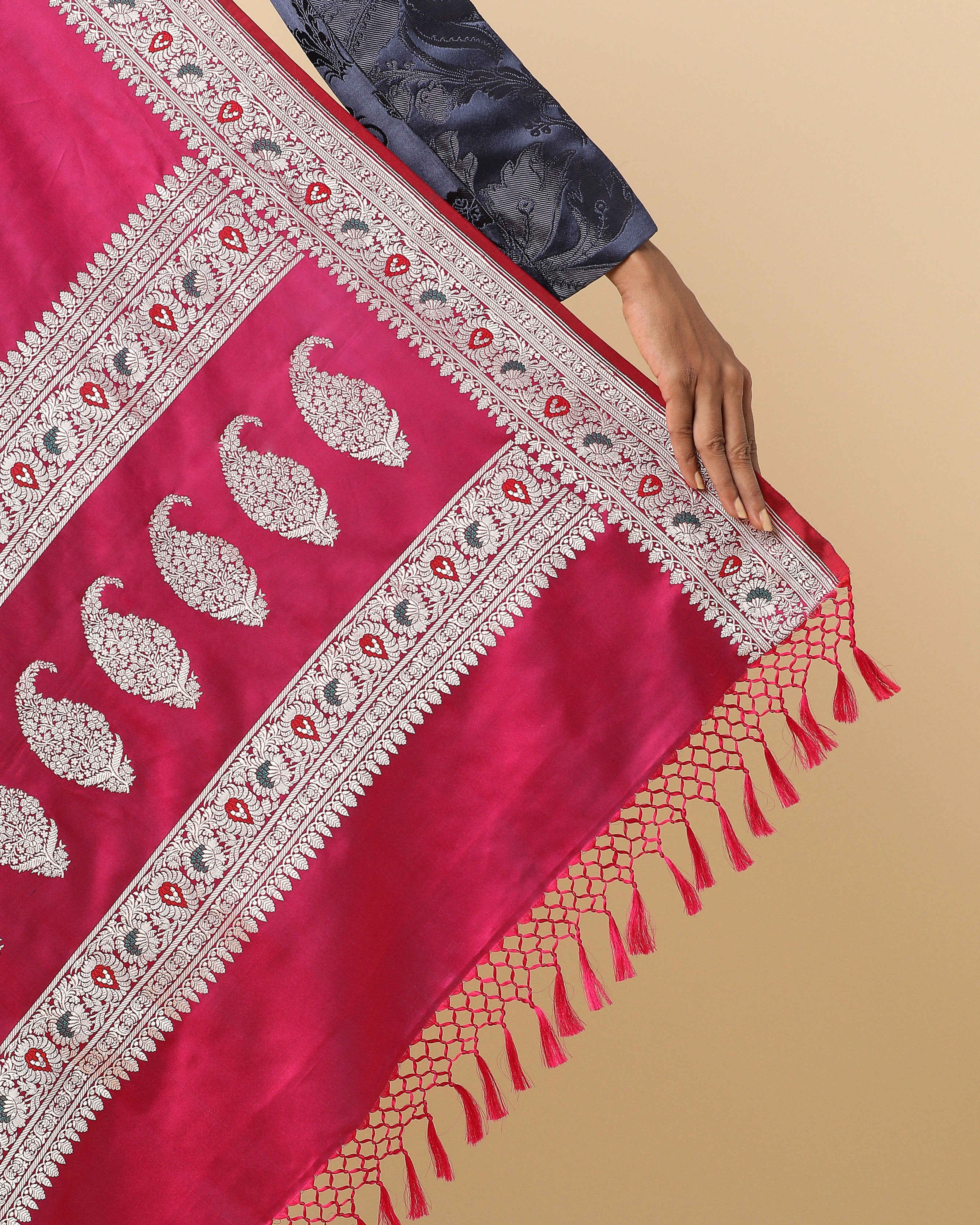 Ashuki Banarasi Tanchoi And Kadwa Silk Saree