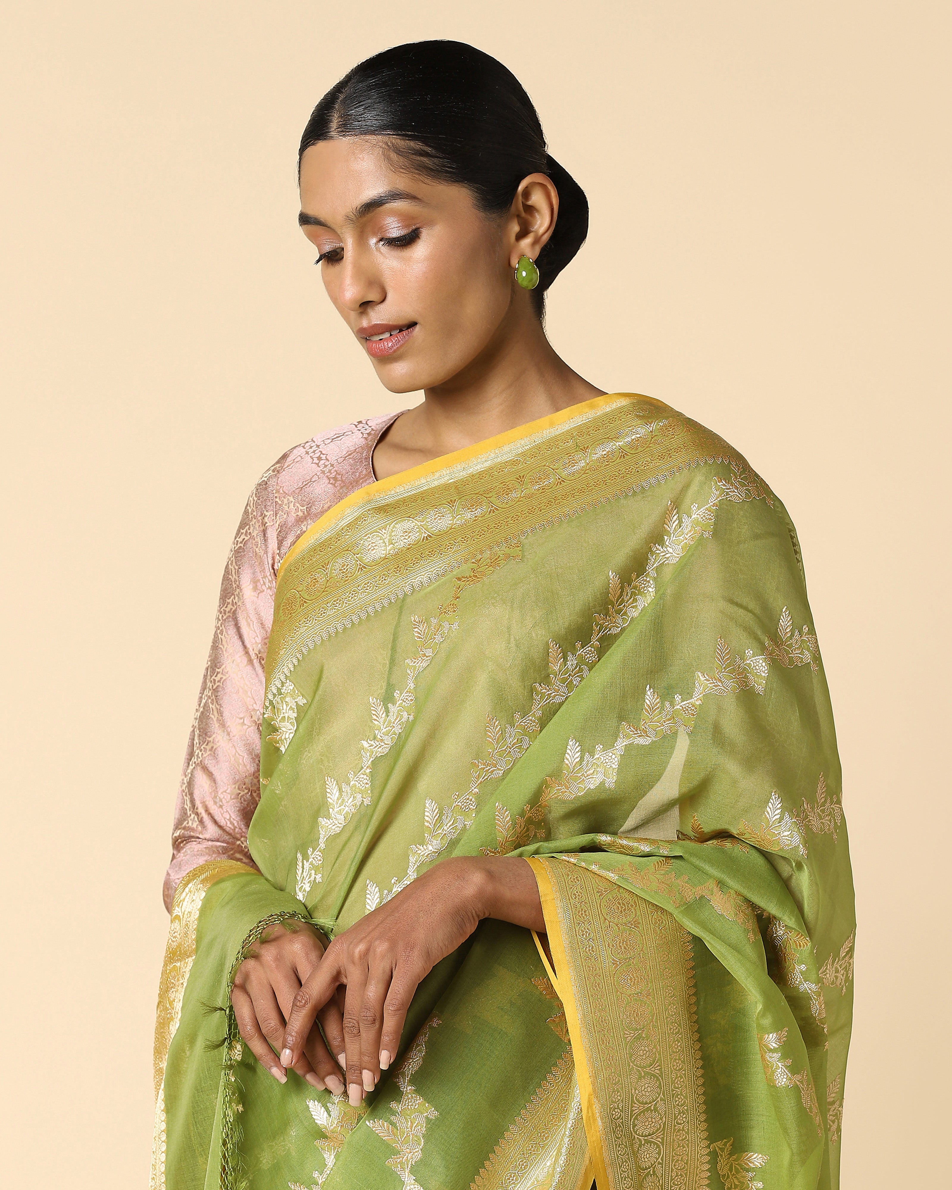Vayda Banarasi Kadwa Silk Saree