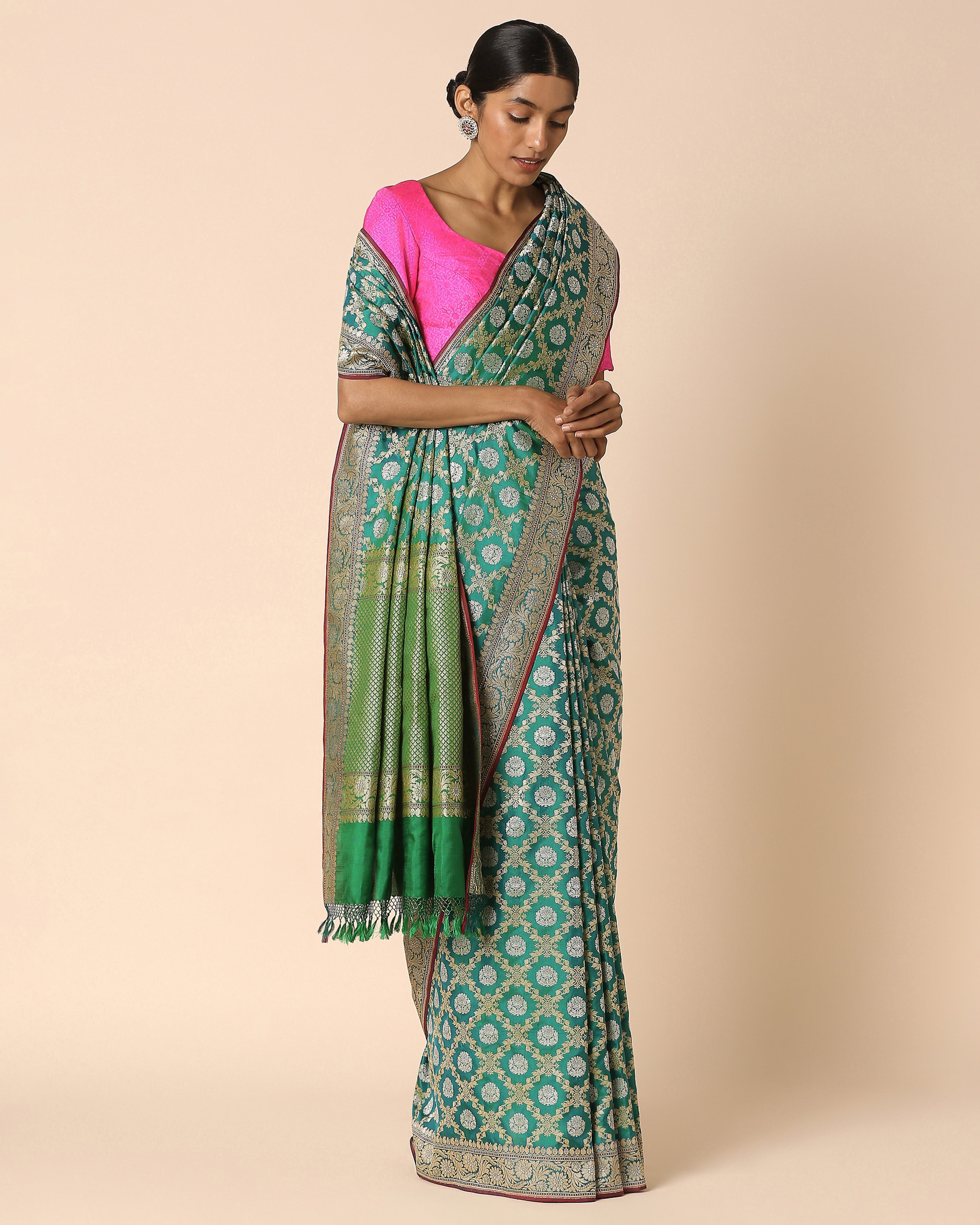 Iyanaa Banarasi Ektara Kadwa Silk Saree