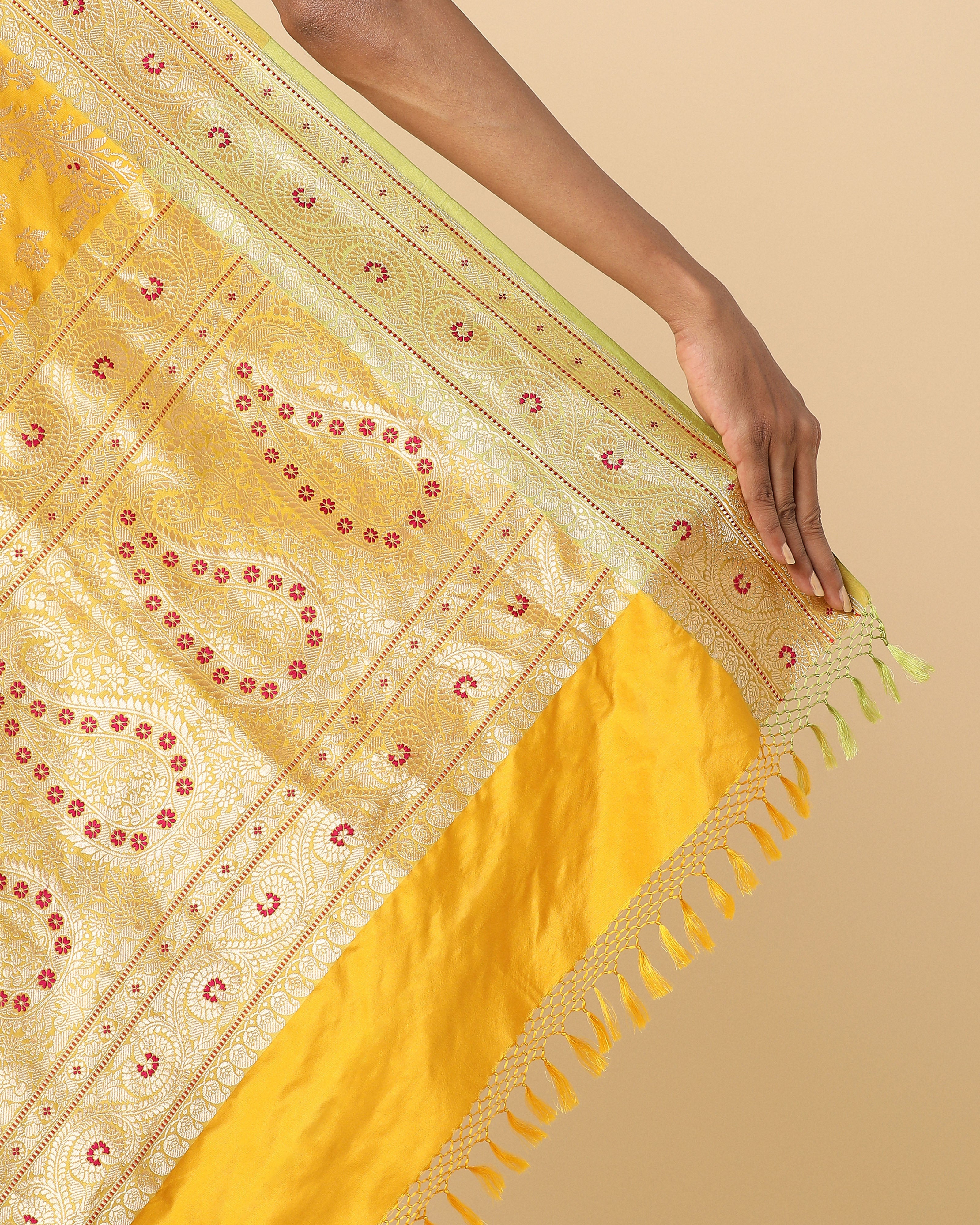 Samayah Banarasi Kadwa Silk Saree