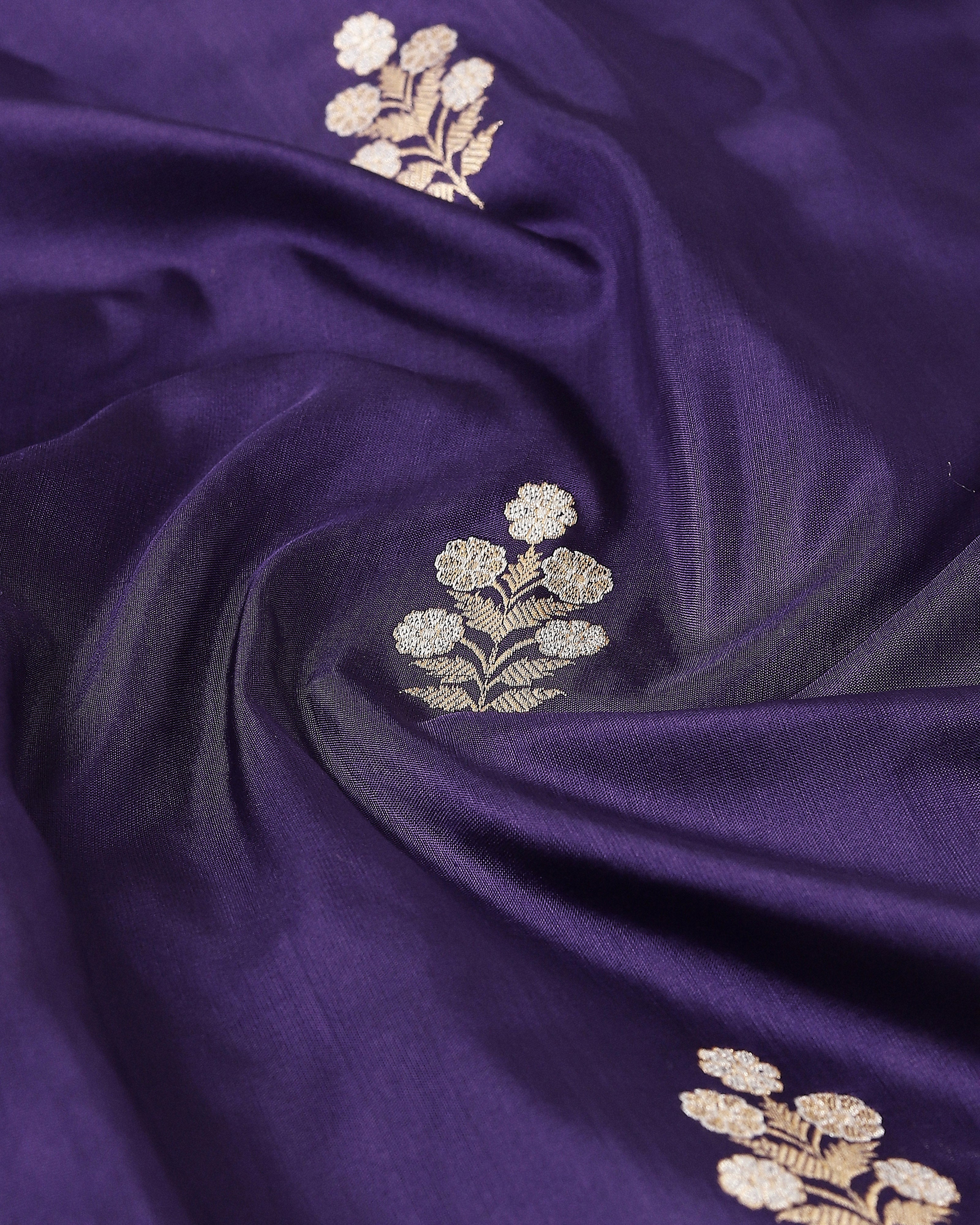 Anaylah Banarasi Kadwa Silk Saree