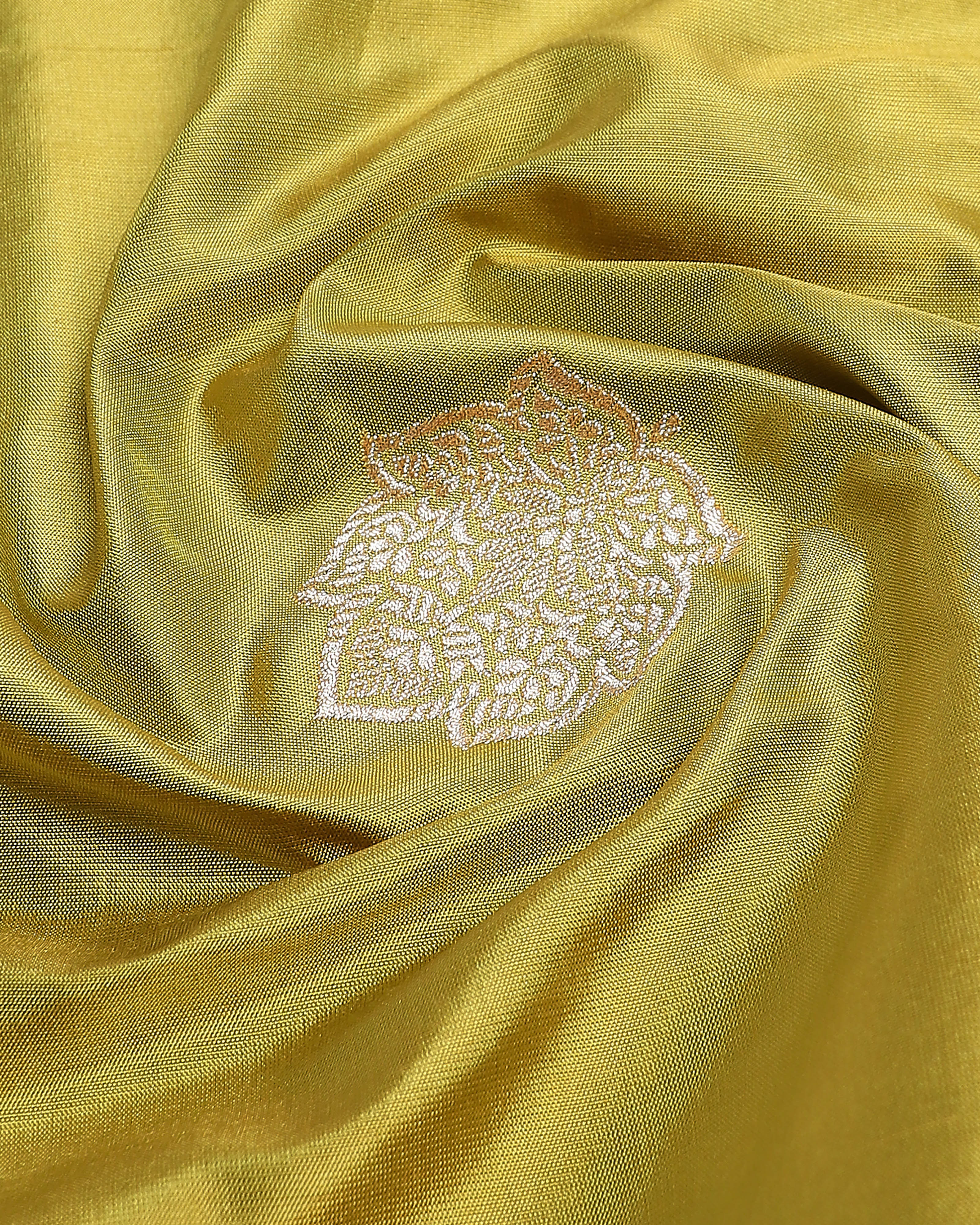 Samadhi Banarasi Kadwa Silk Saree