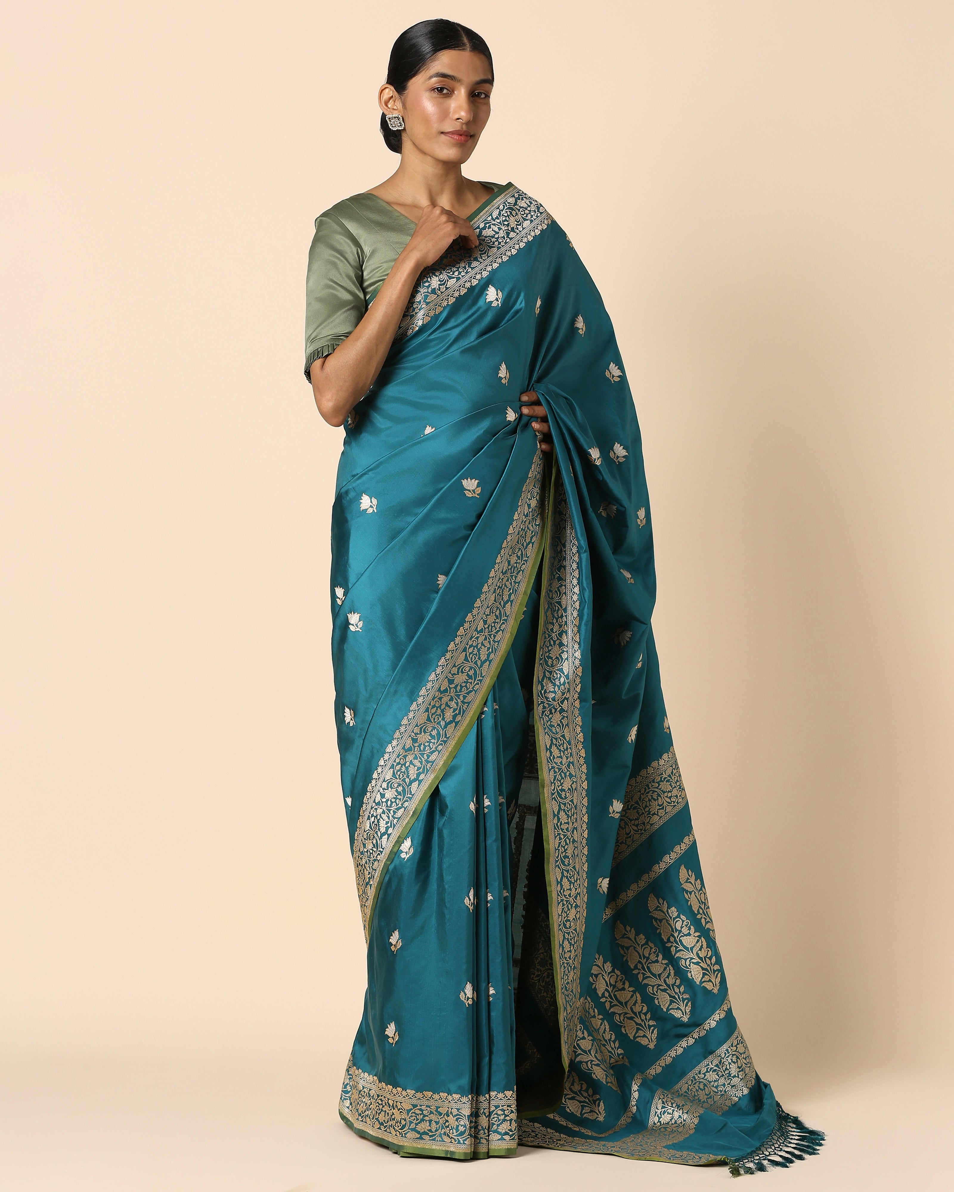 Aayla Banarasi Kadwa Silk Saree