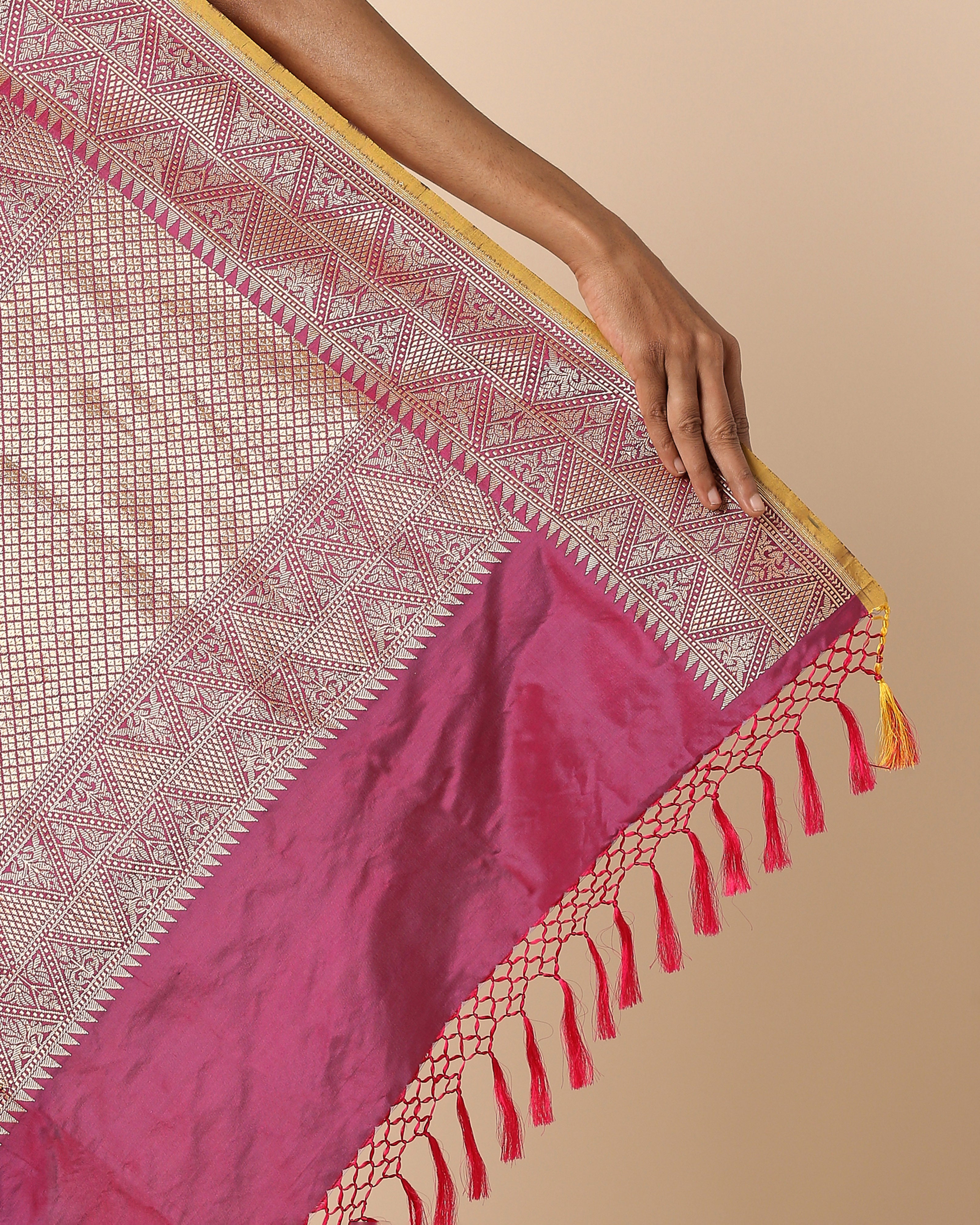 Anjali Banarasi Kadwa Silk Saree