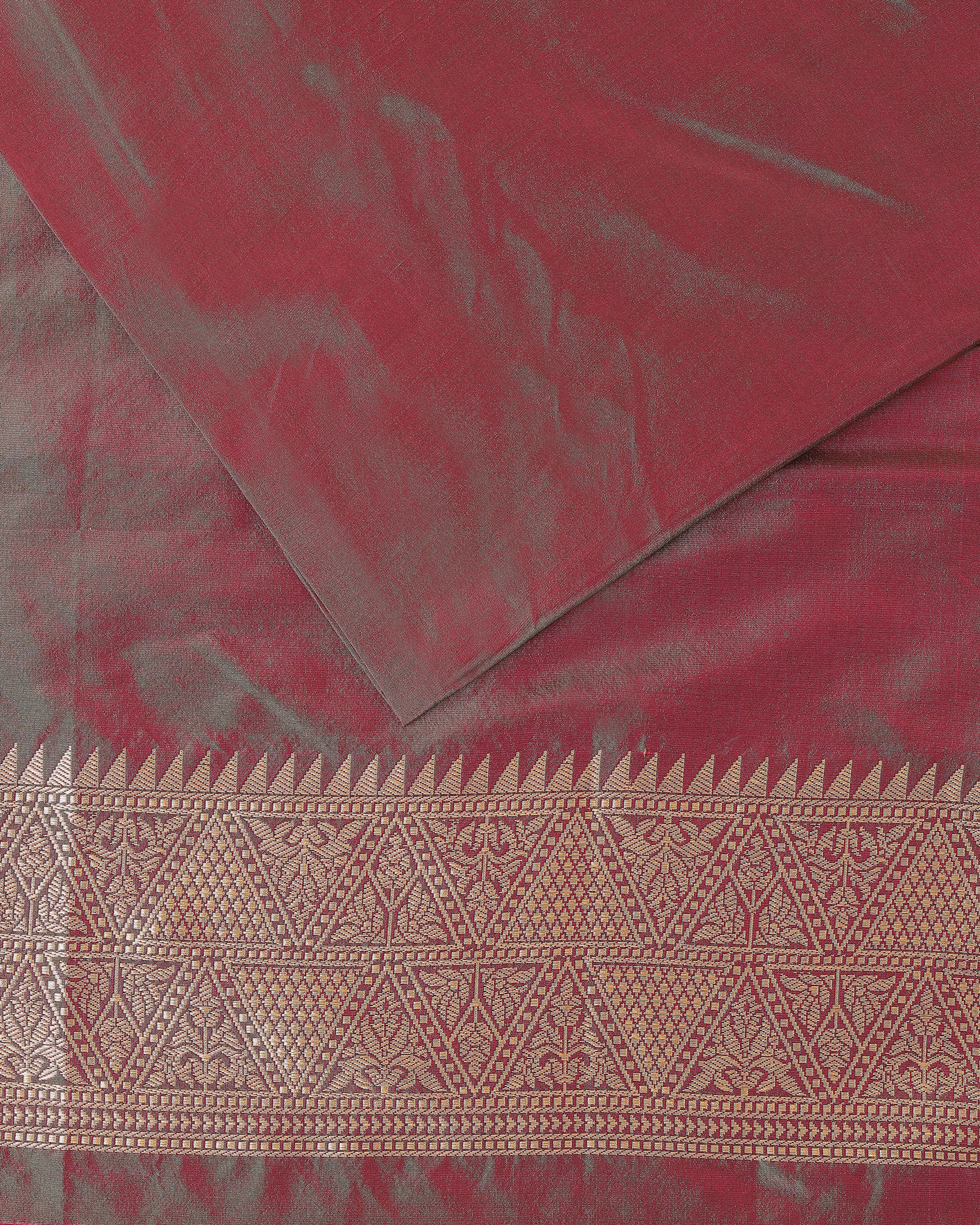 Anjali Banarasi Kadwa Silk Saree