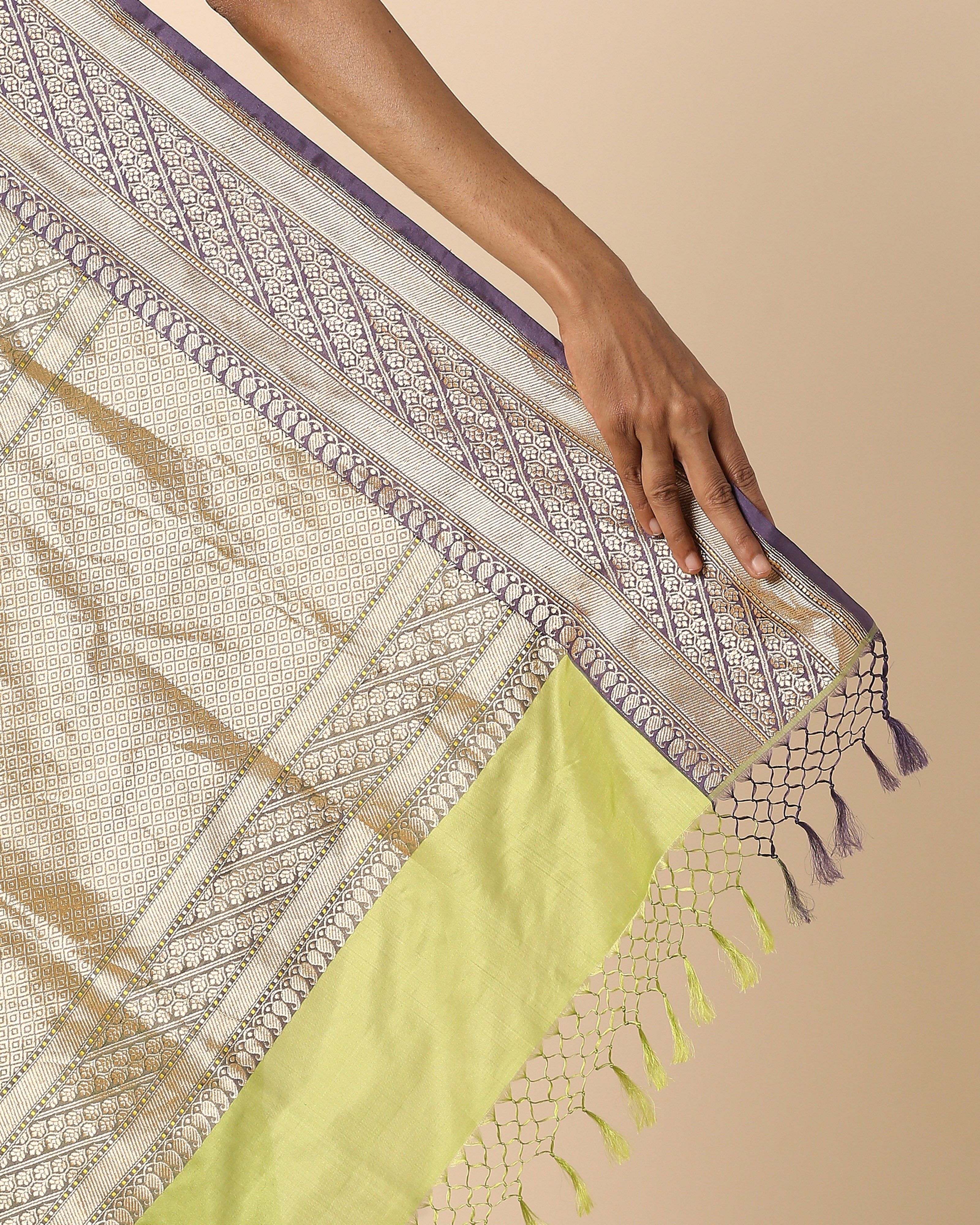 Nilaah Banarasi Kadwa Silk Saree