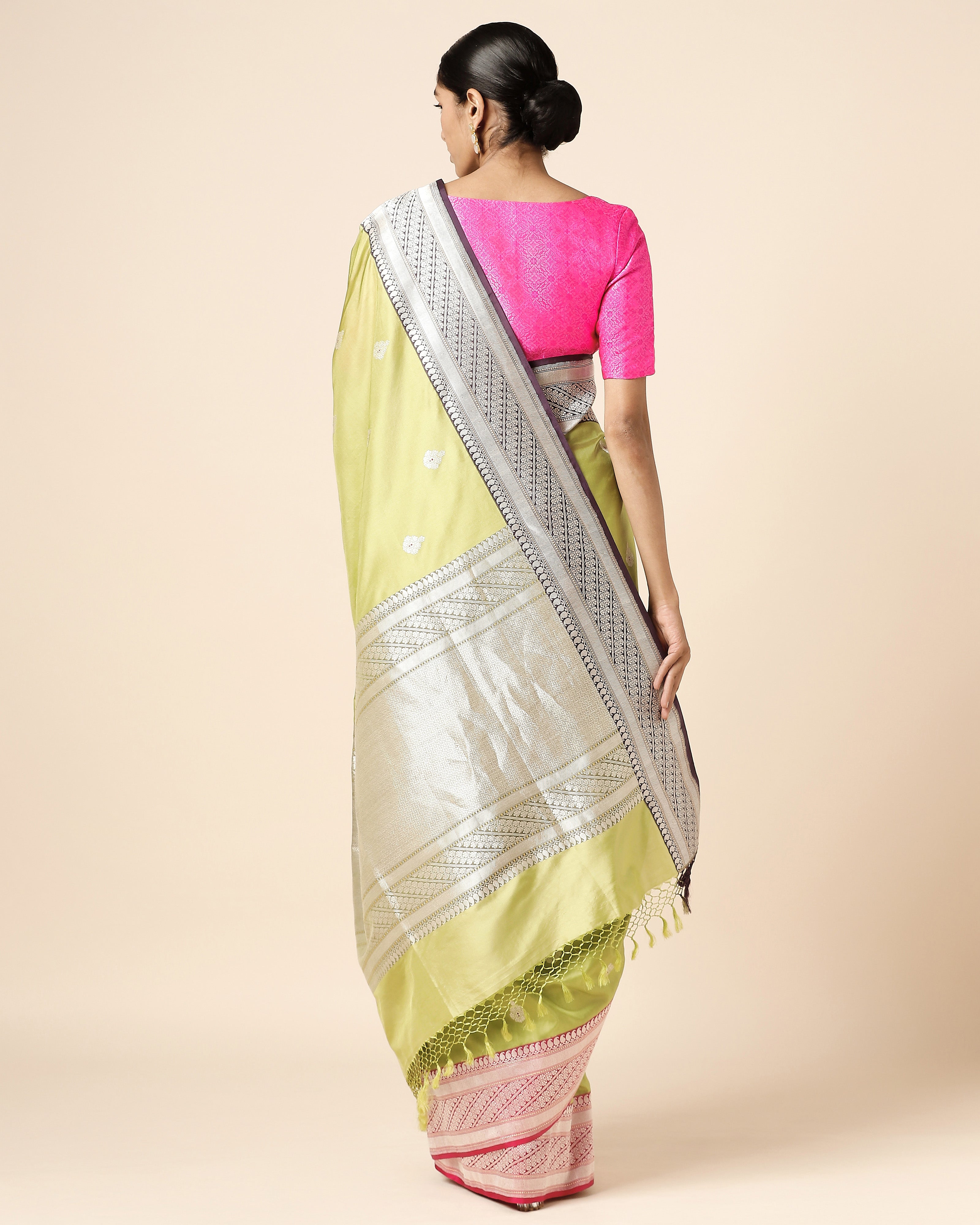 Nilaah Banarasi Kadwa Silk Saree