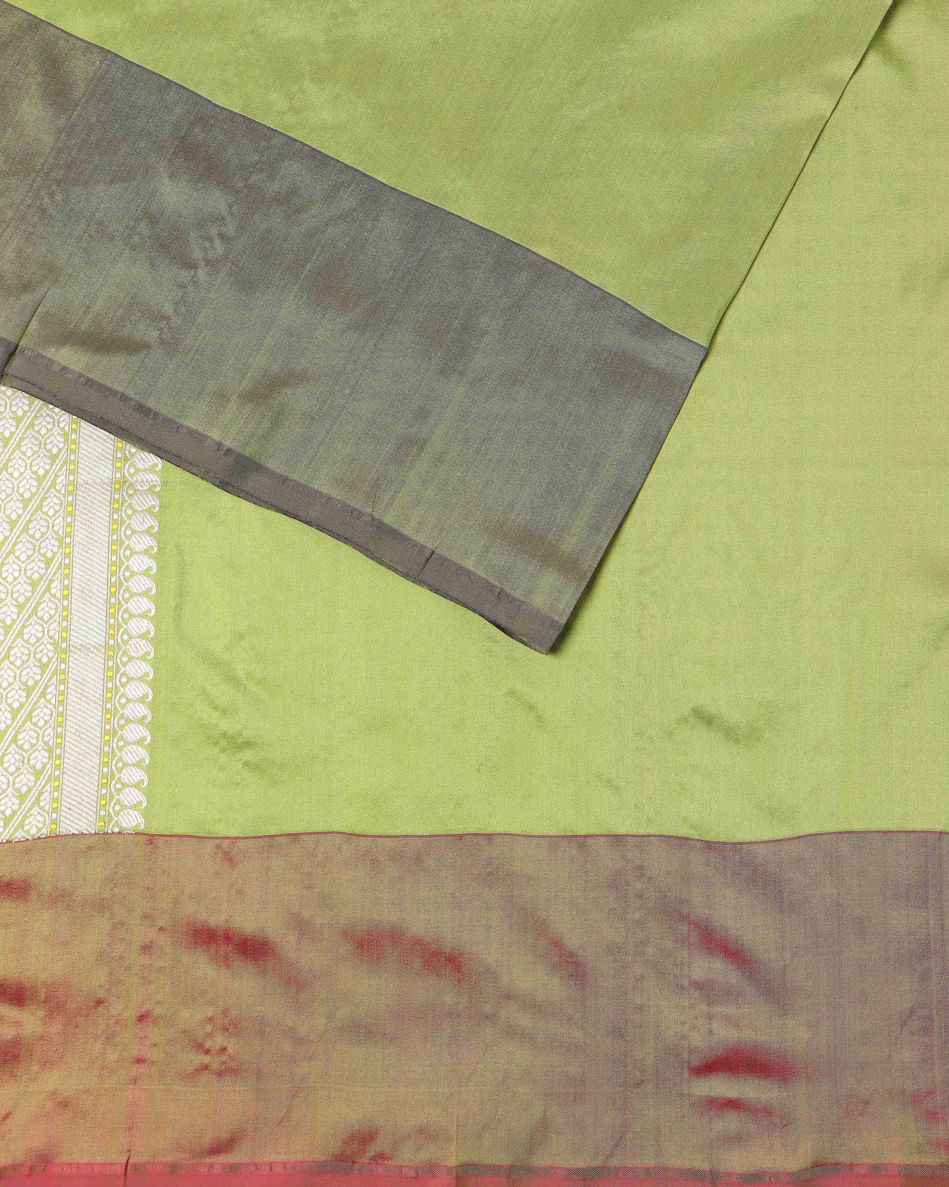 Nilaah Banarasi Kadwa Silk Saree