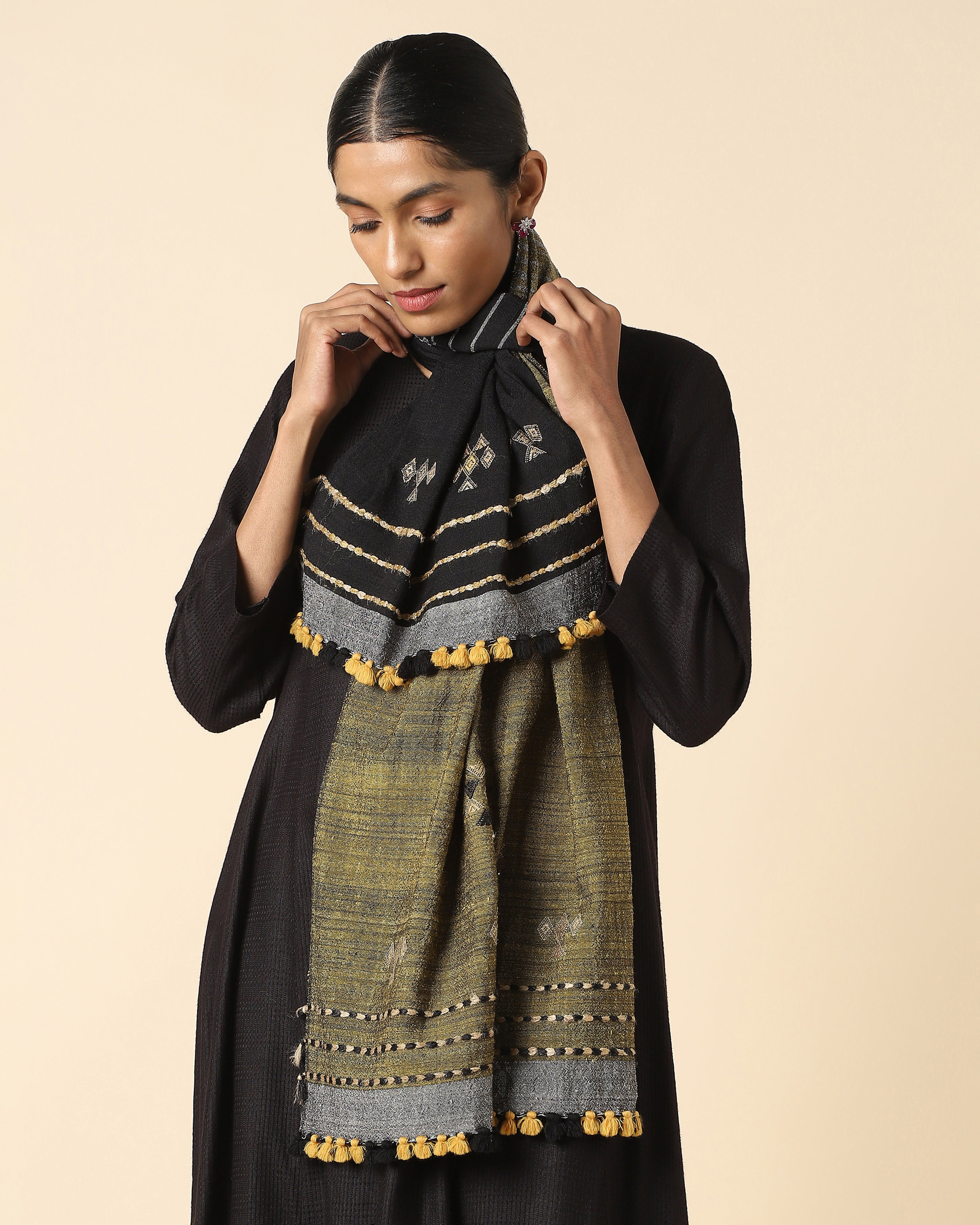 Bhor Bhujodi Extra Weft Wool Silk Stole
