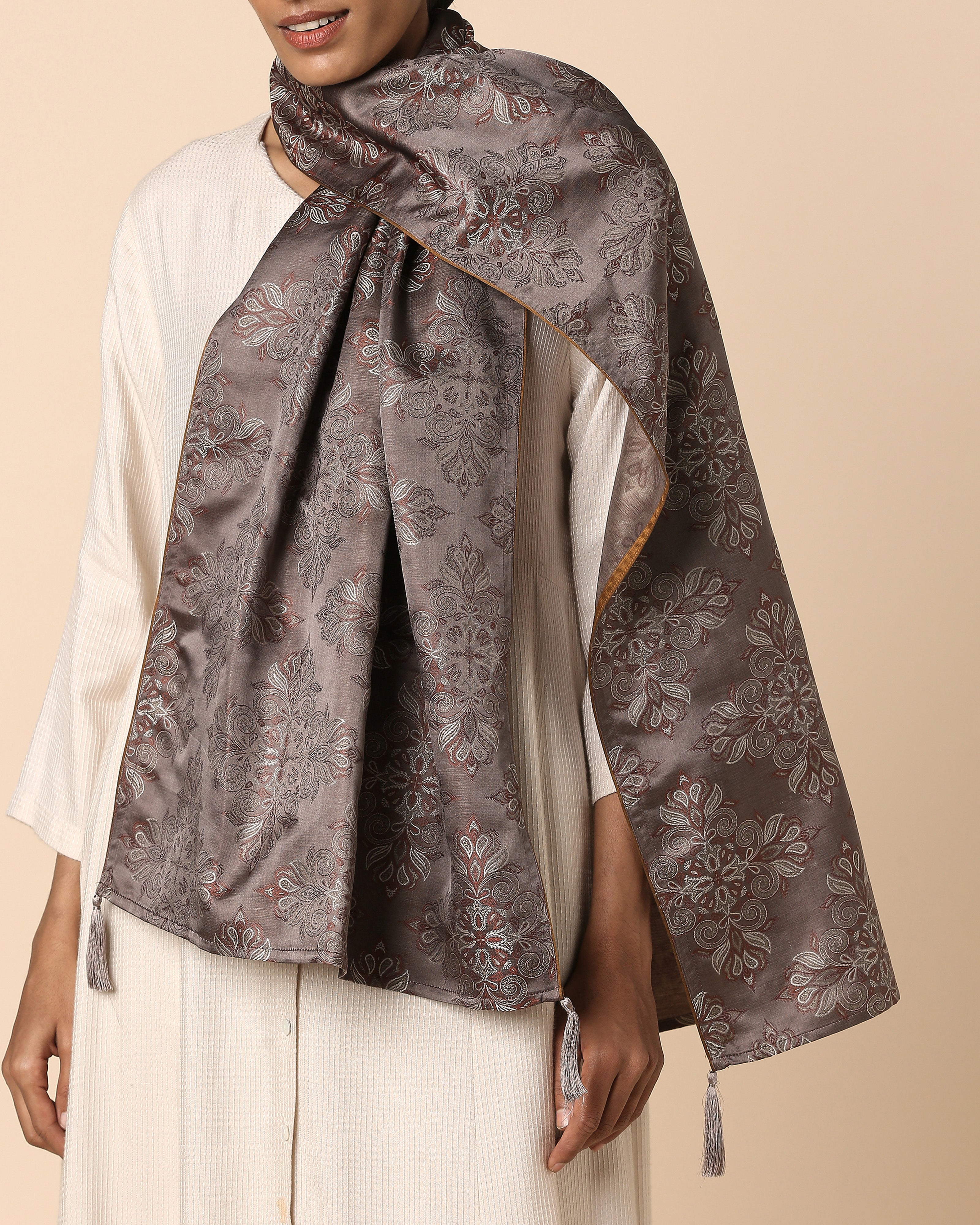 Polomi Banarasi Tanchoi Silk Stole