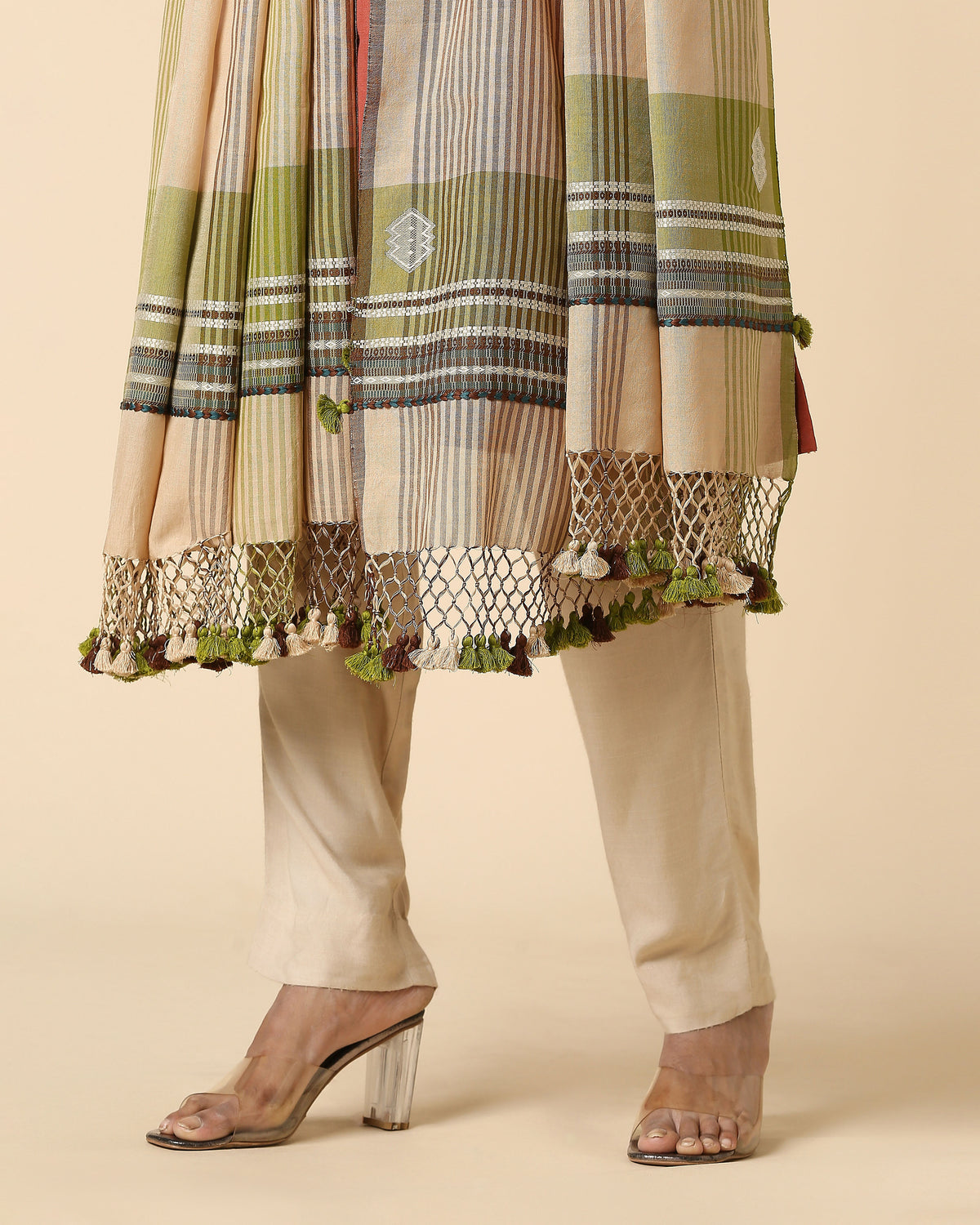Nartan Bhujodi Extra Weft Cotton Dupatta