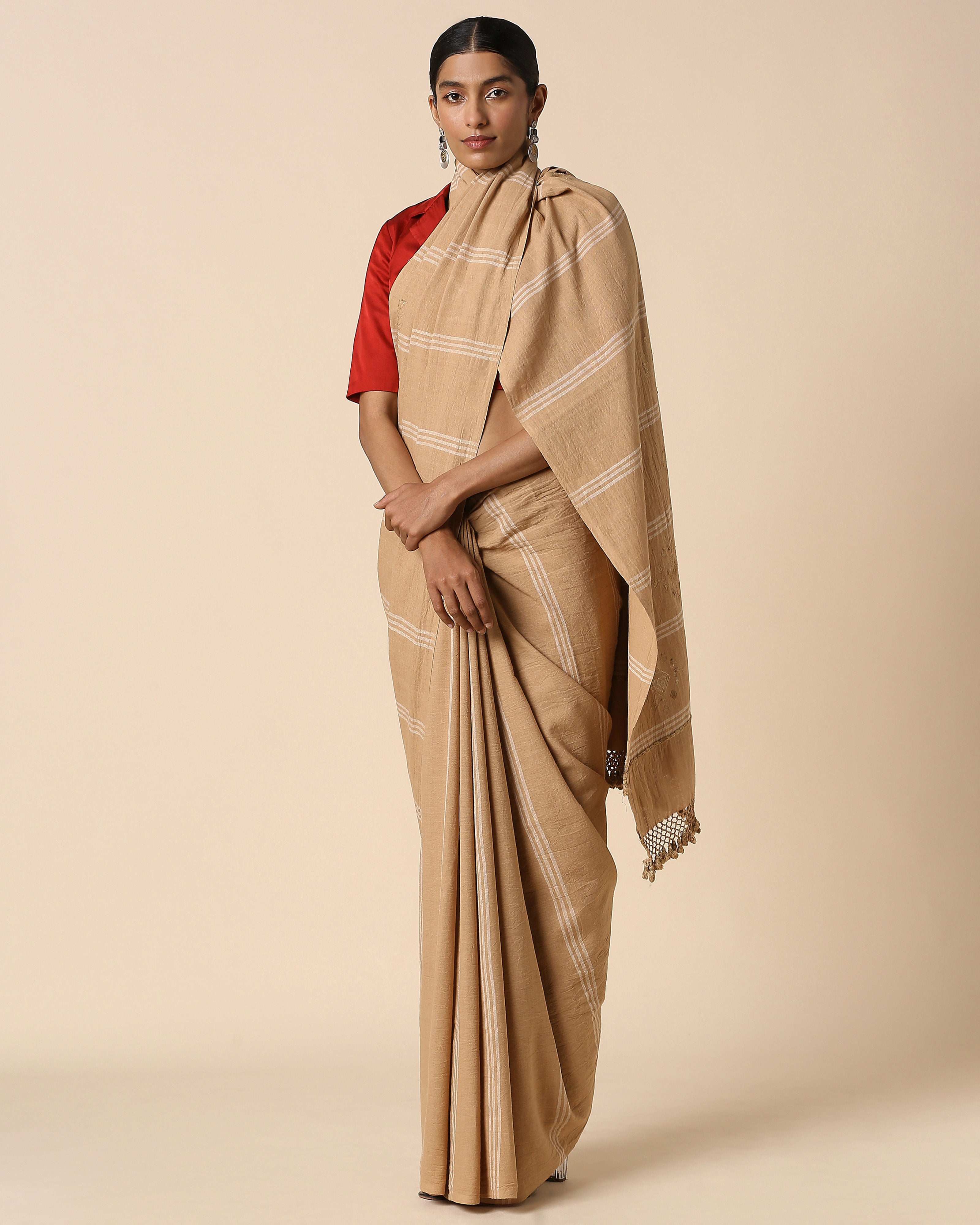 Dhivyathi Bhujodi Extra Weft Brown Cotton Saree