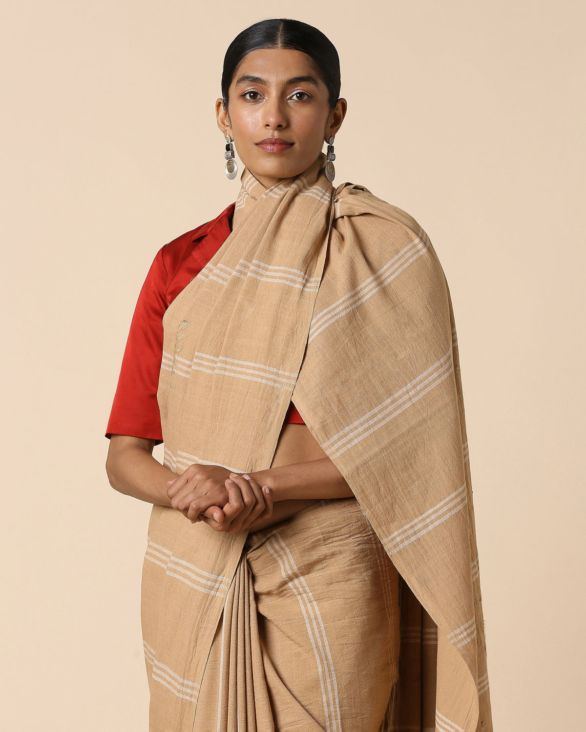 Dhivyathi Bhujodi Extra Weft Brown Cotton Saree