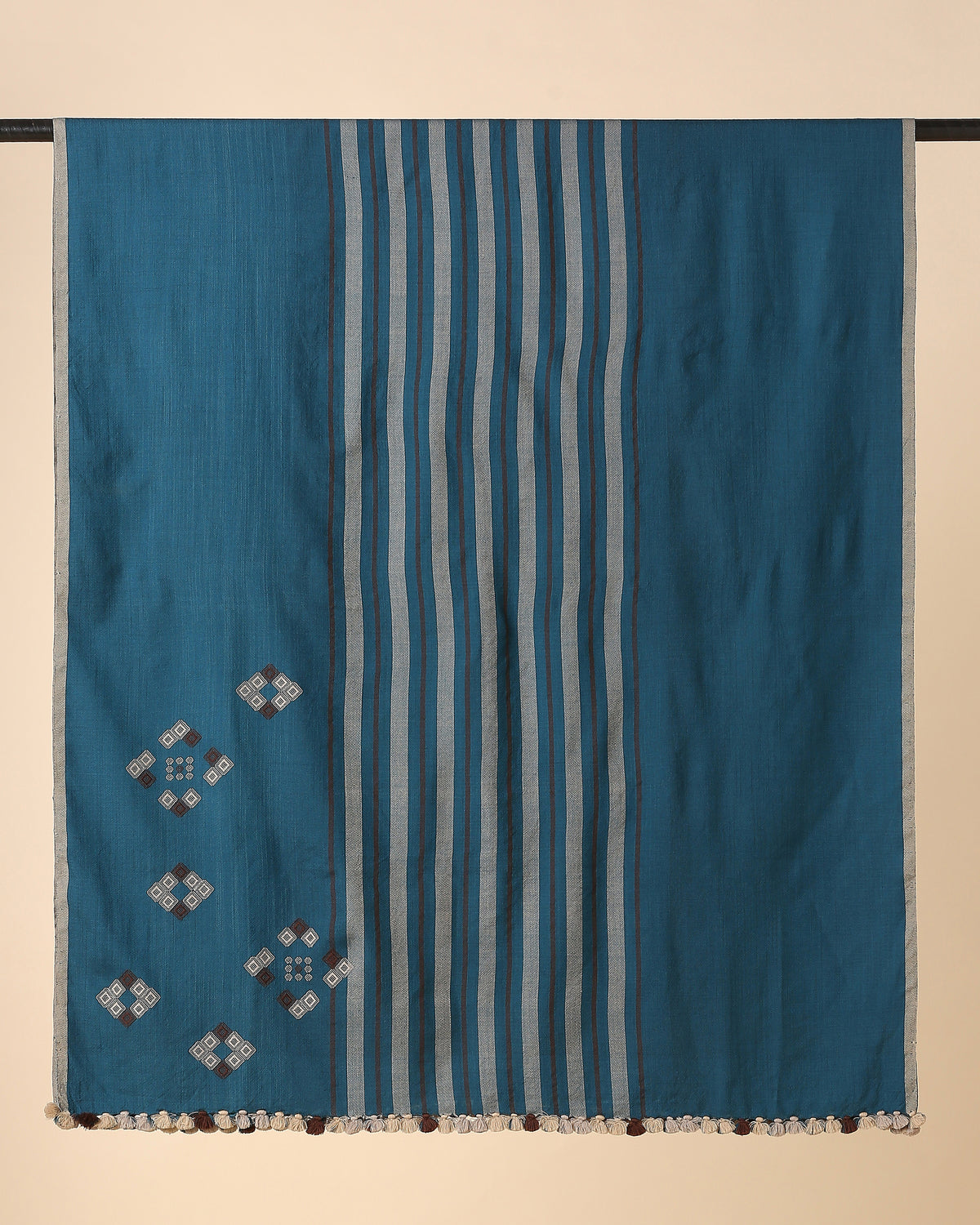 Arushi Bhujodi Extra Weft Woolen Shawl