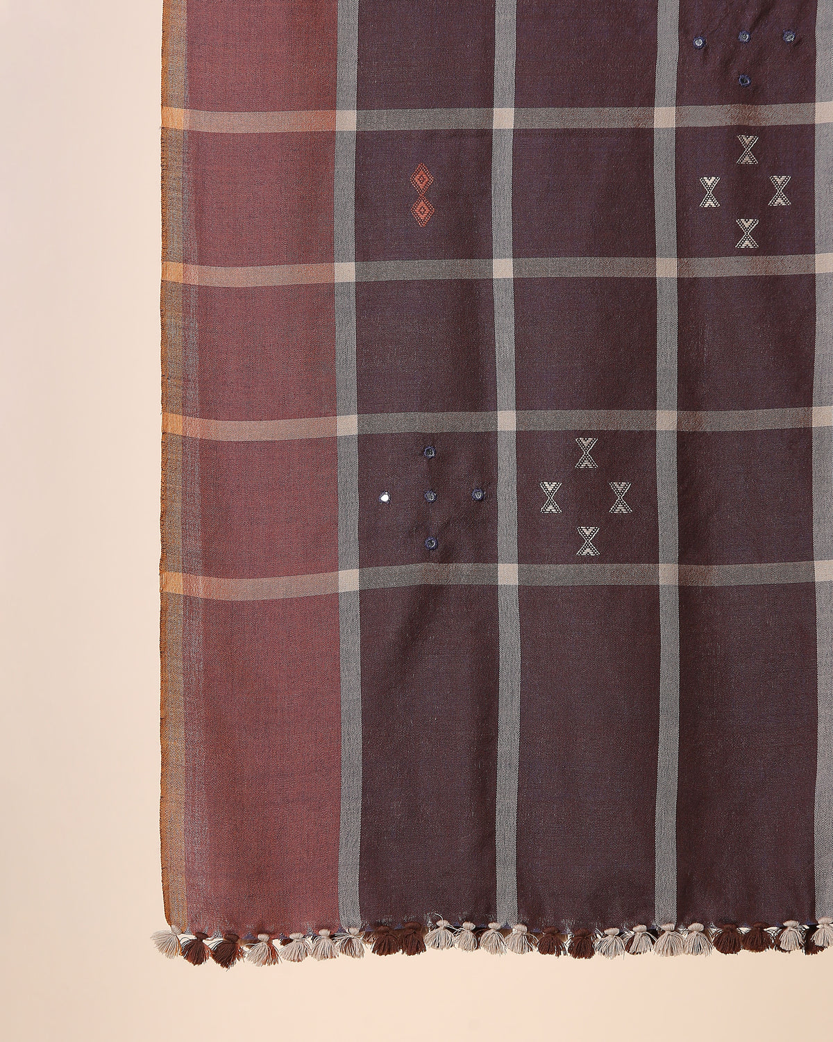 Parla Bhujodi Extra Weft Woolen Shawl