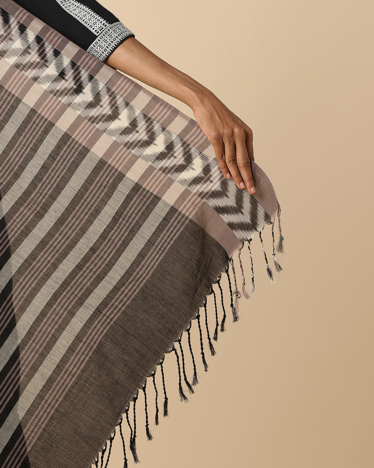 Sharoma Pochampally Warp Ikat Cotton Saree
