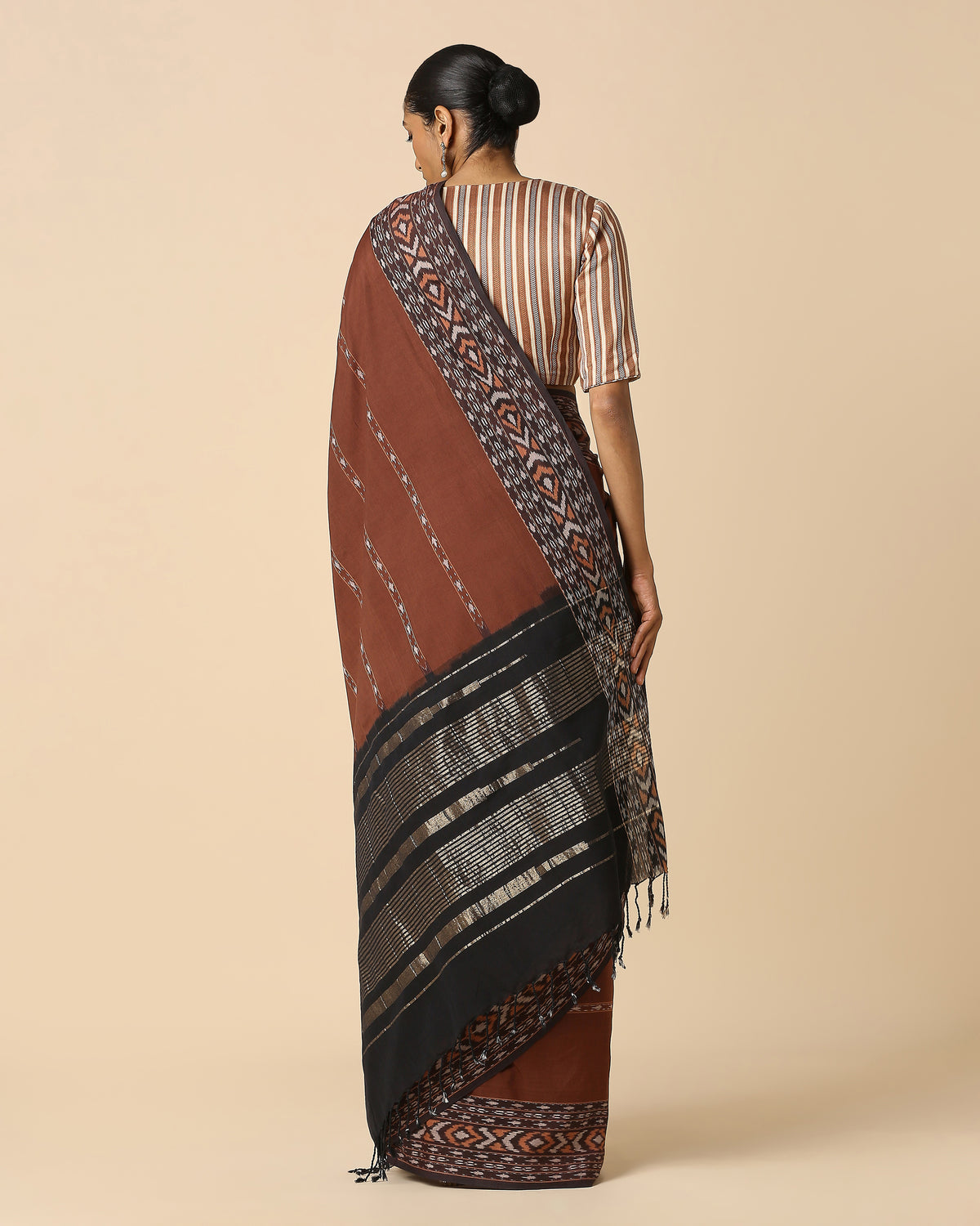 Kanjana Pochampally Warp Ikat Cotton Saree