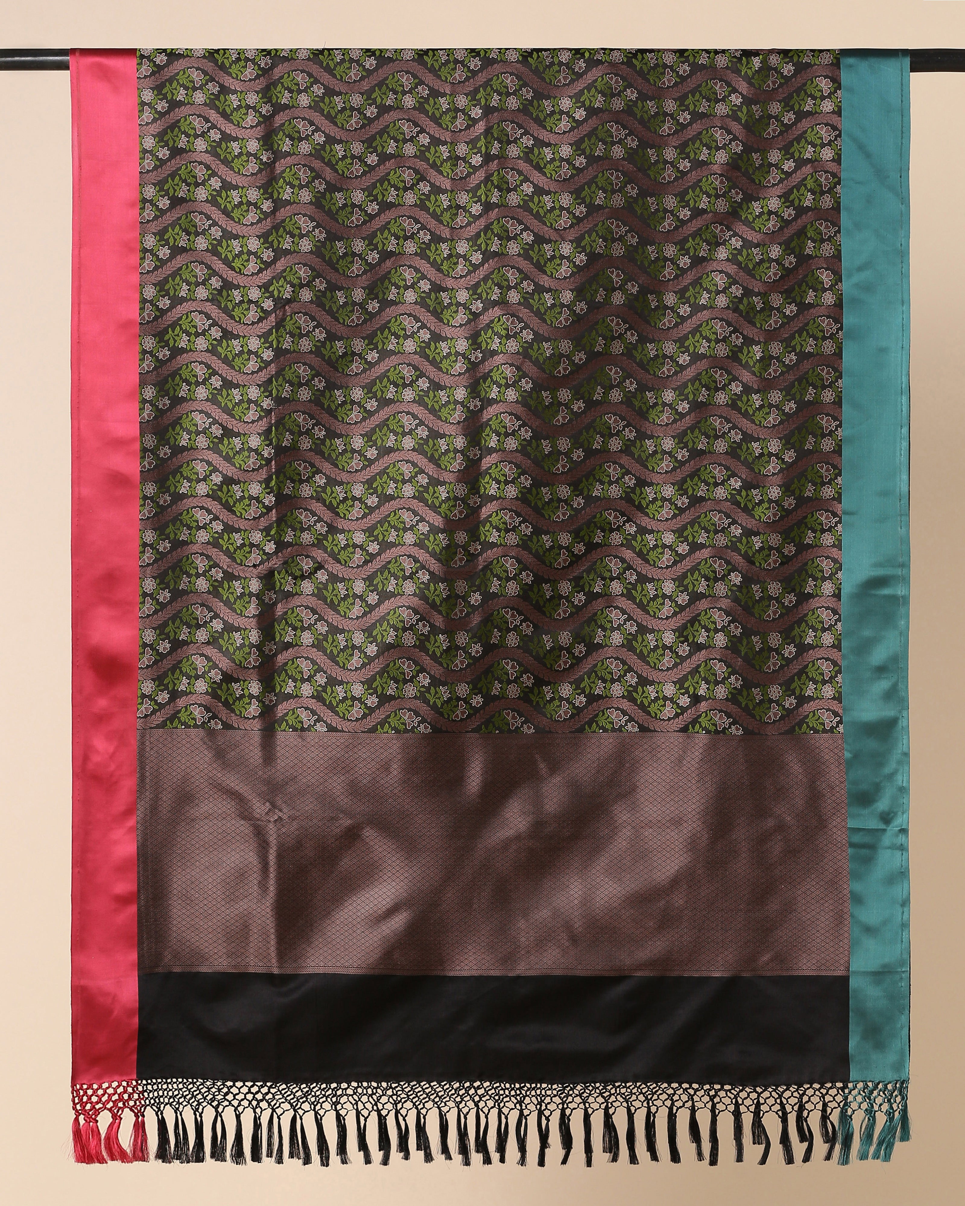 Ruhei Banarasi Tanchoi And Kadwa Silk Dupatta