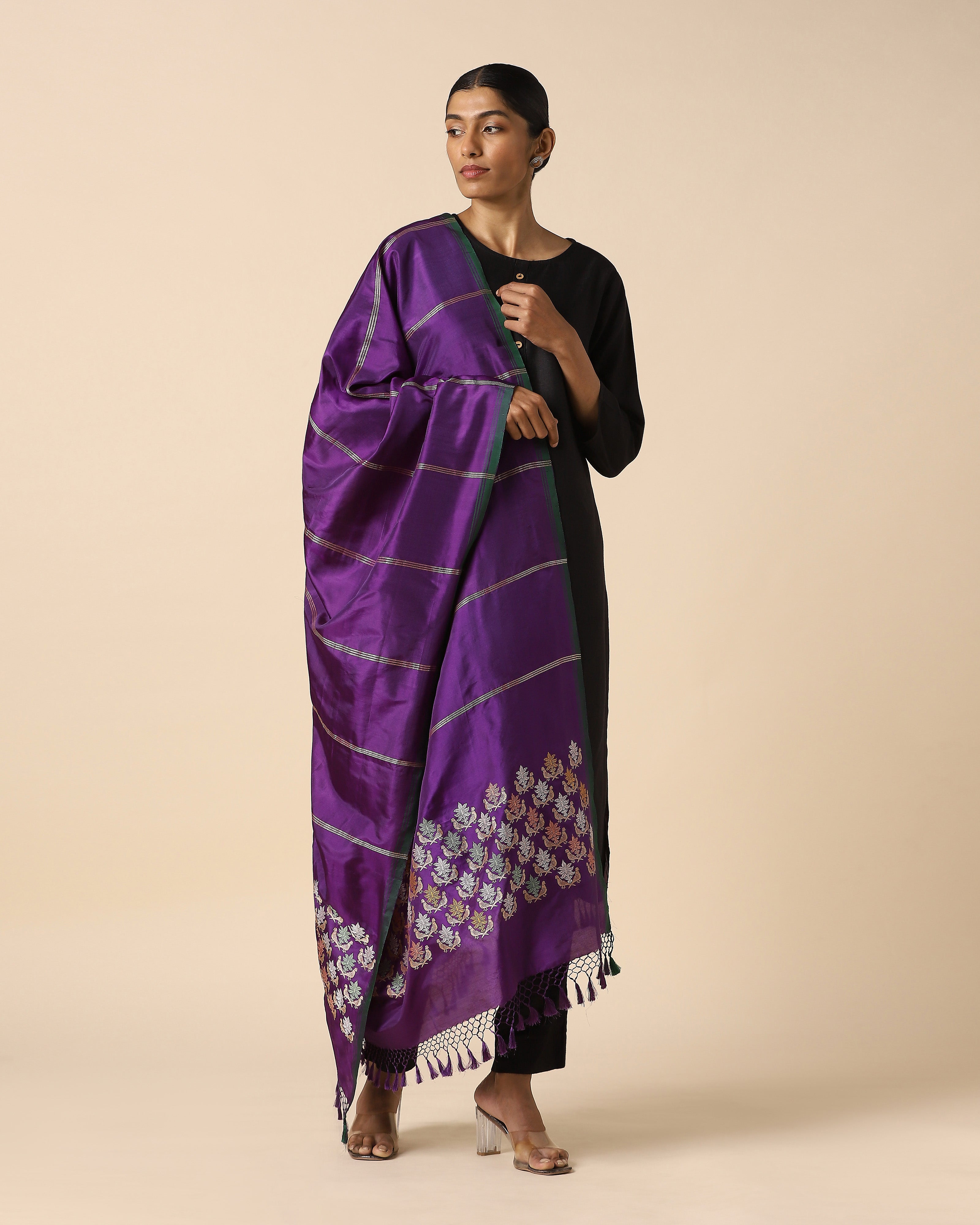 Dhariyaa Banarasi Kadwa Silk Dupatta
