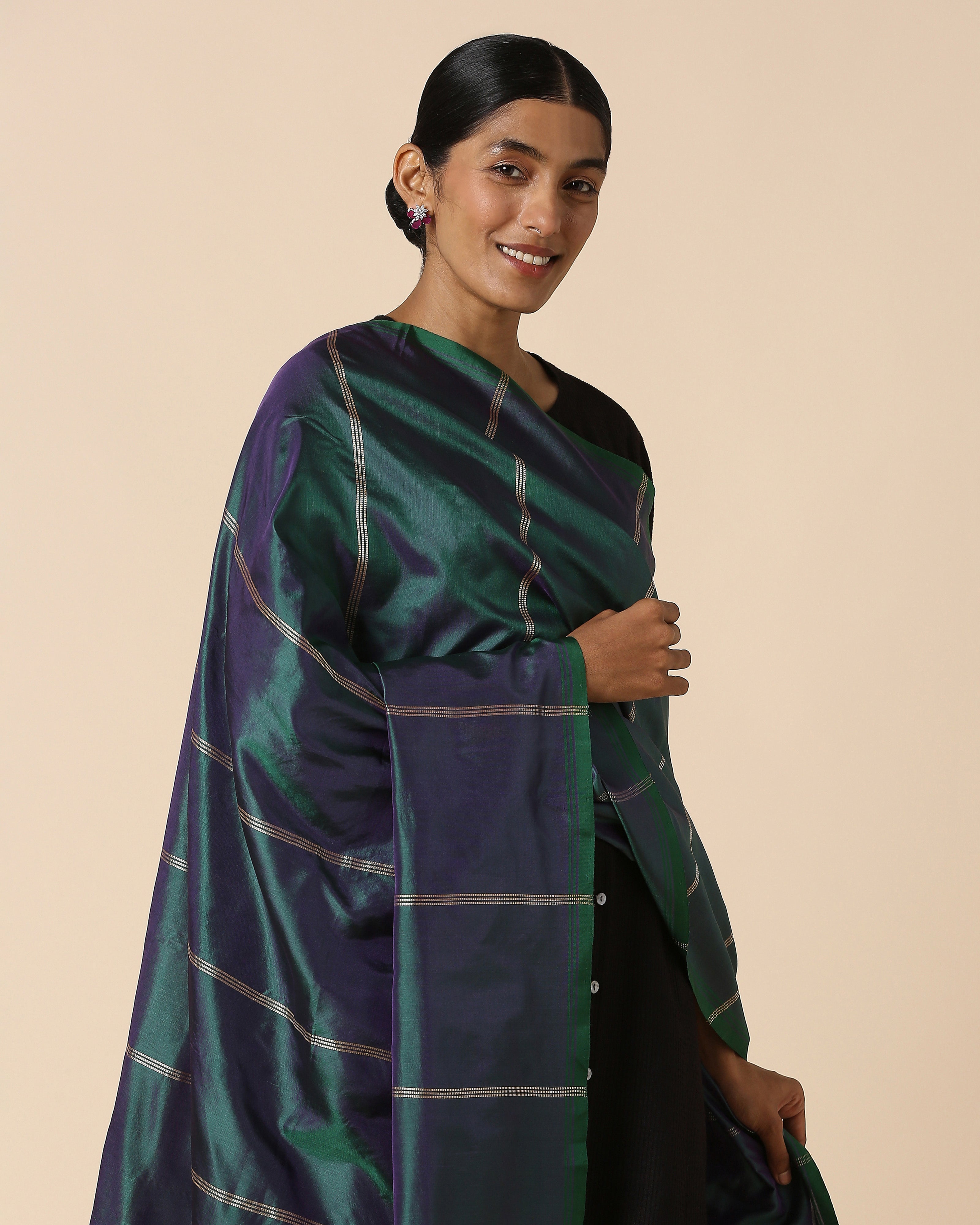 Dhariyaa Banarasi Kadwa Silk Dupatta